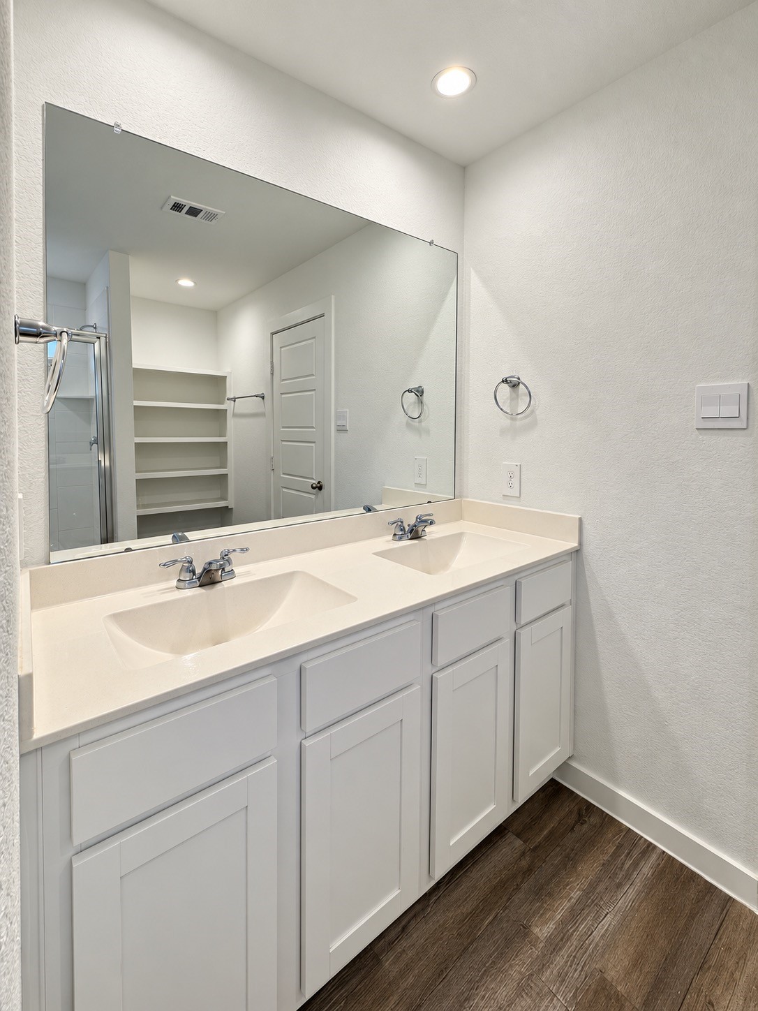 8707 Anacua Drive Property Photo 11