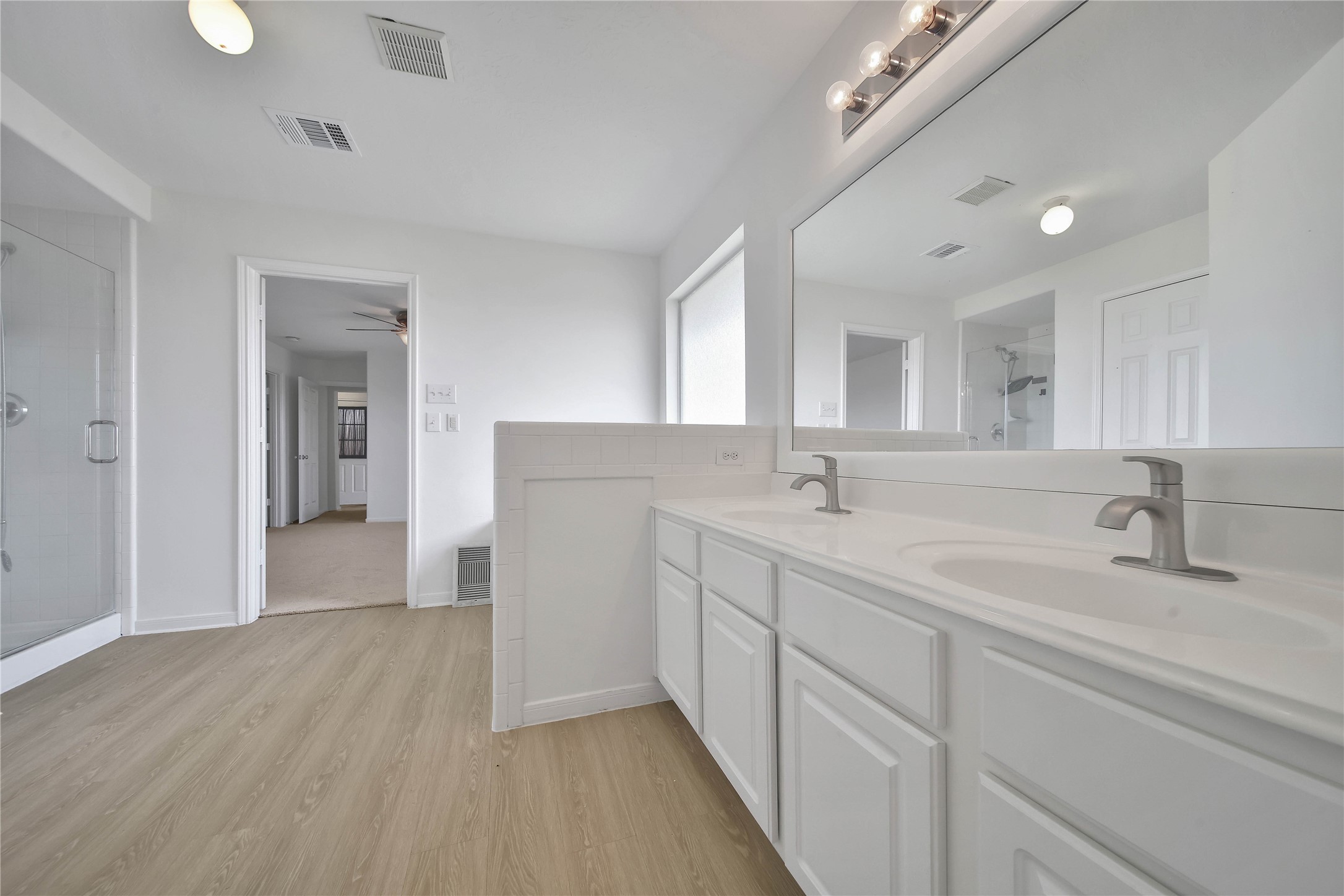 6403 Larrycrest Drive Property Photo 19