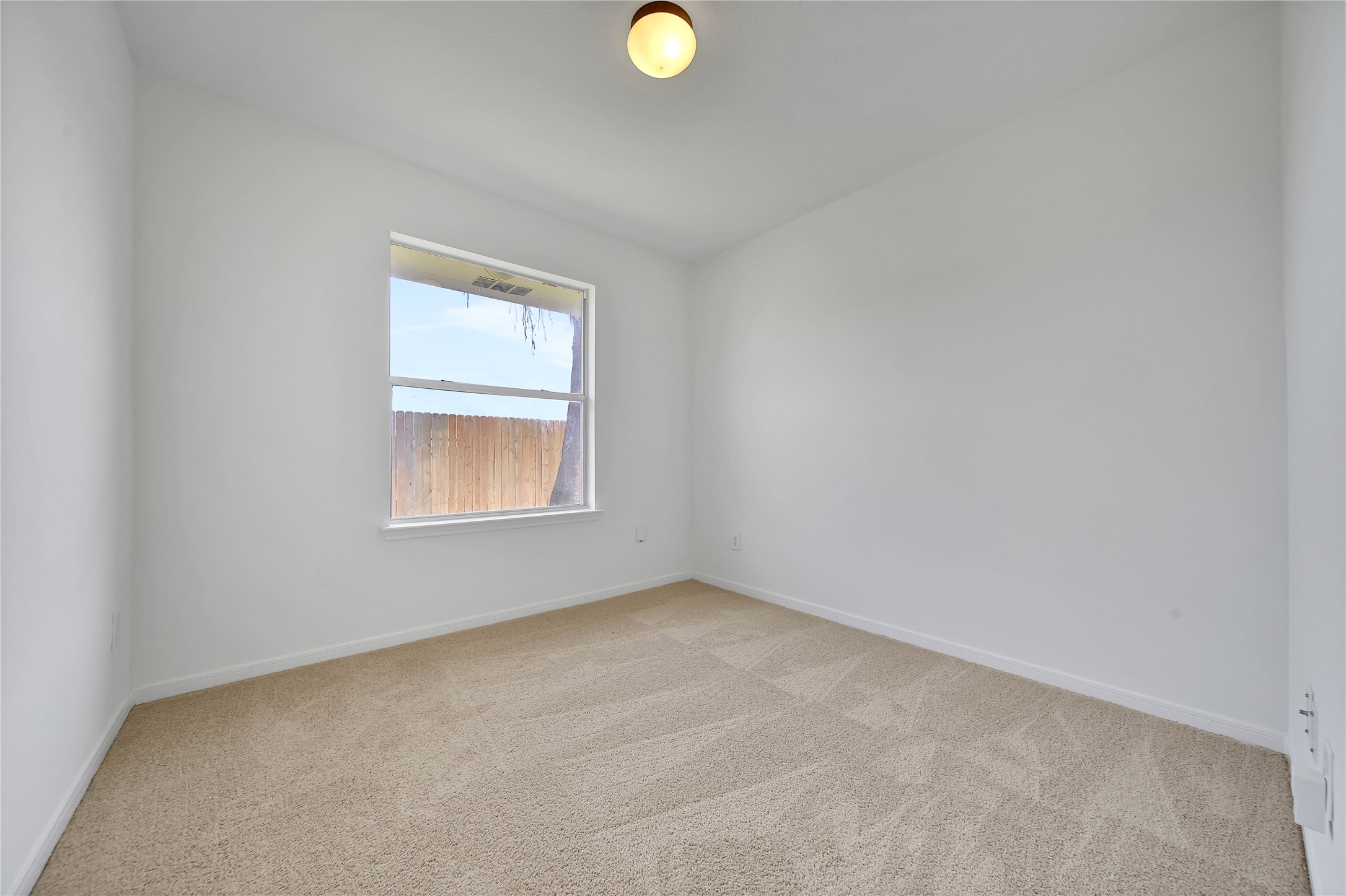 6403 Larrycrest Drive Property Photo 27