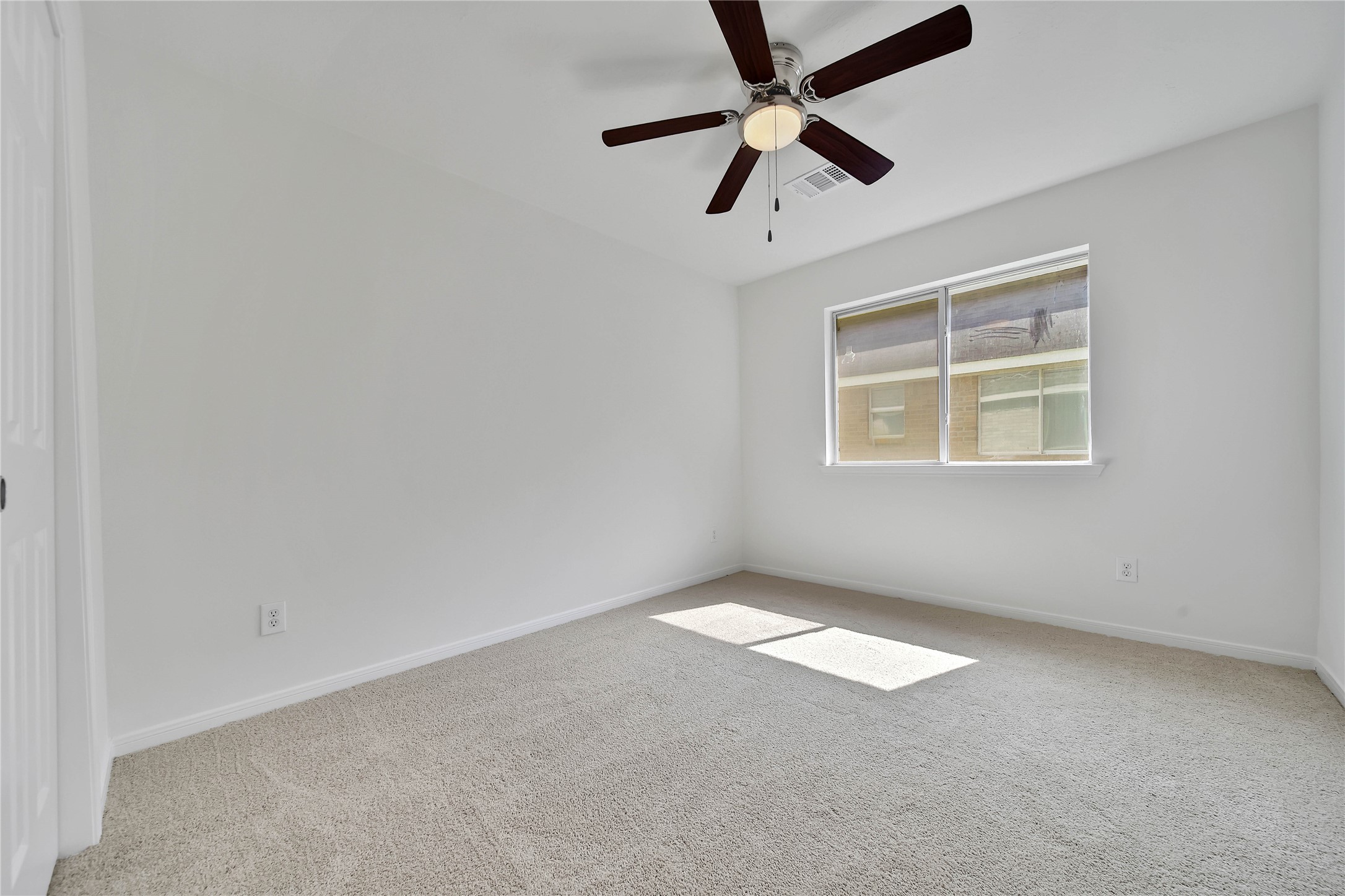 6403 Larrycrest Drive Property Photo 29