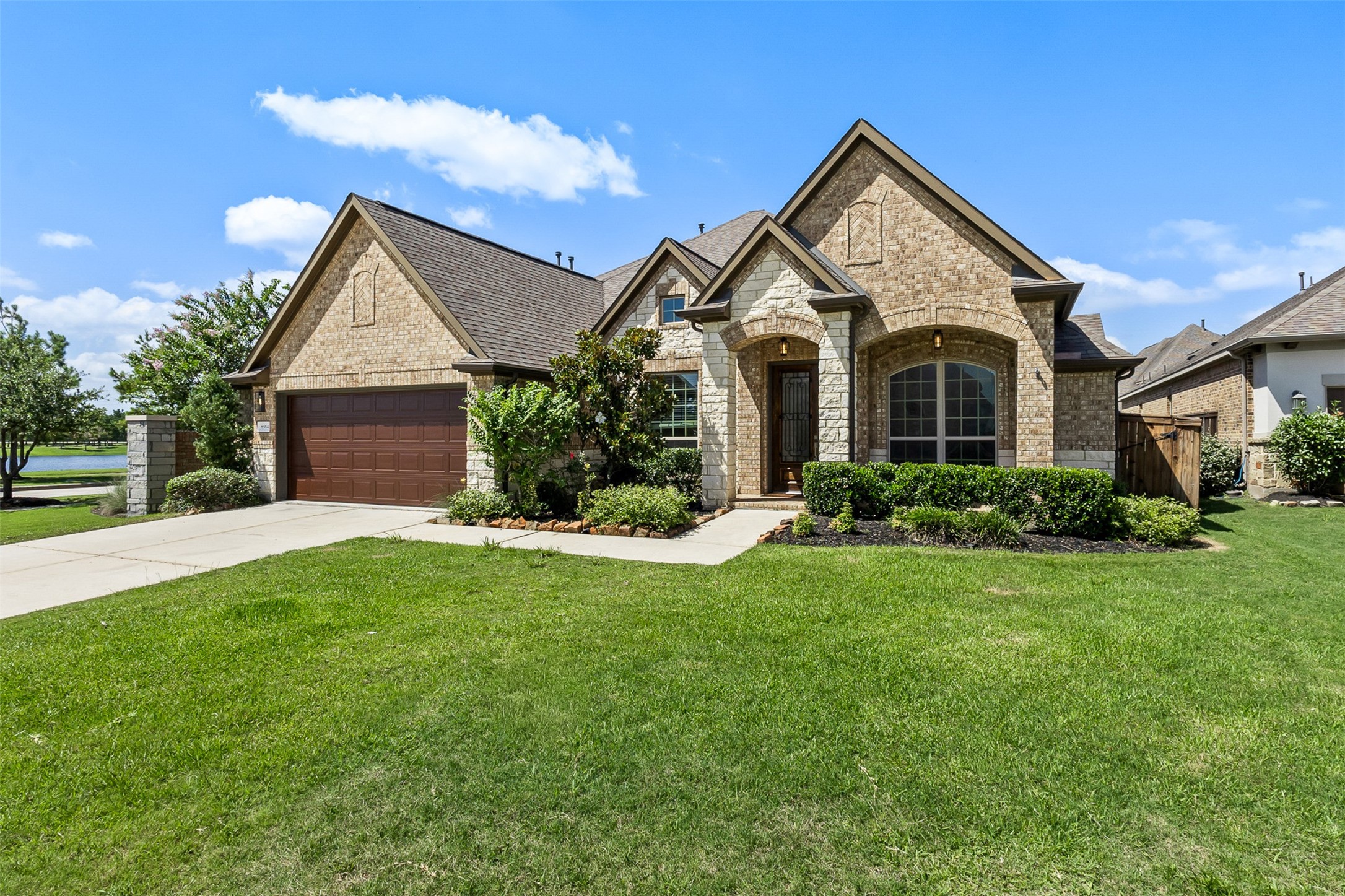 8914 Vineyard Valley Court Property Photo 5