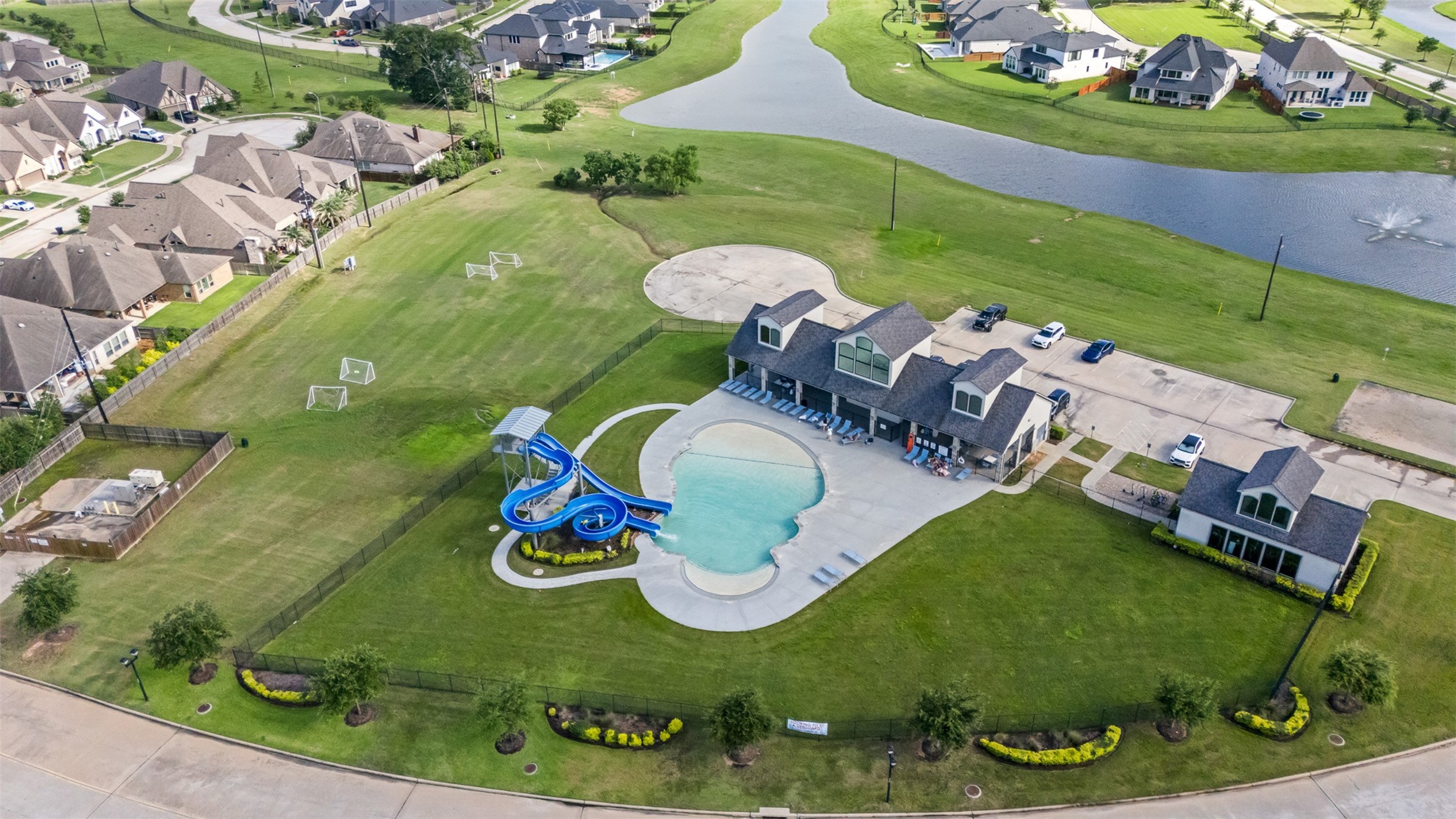 8914 Vineyard Valley Court Property Photo 10