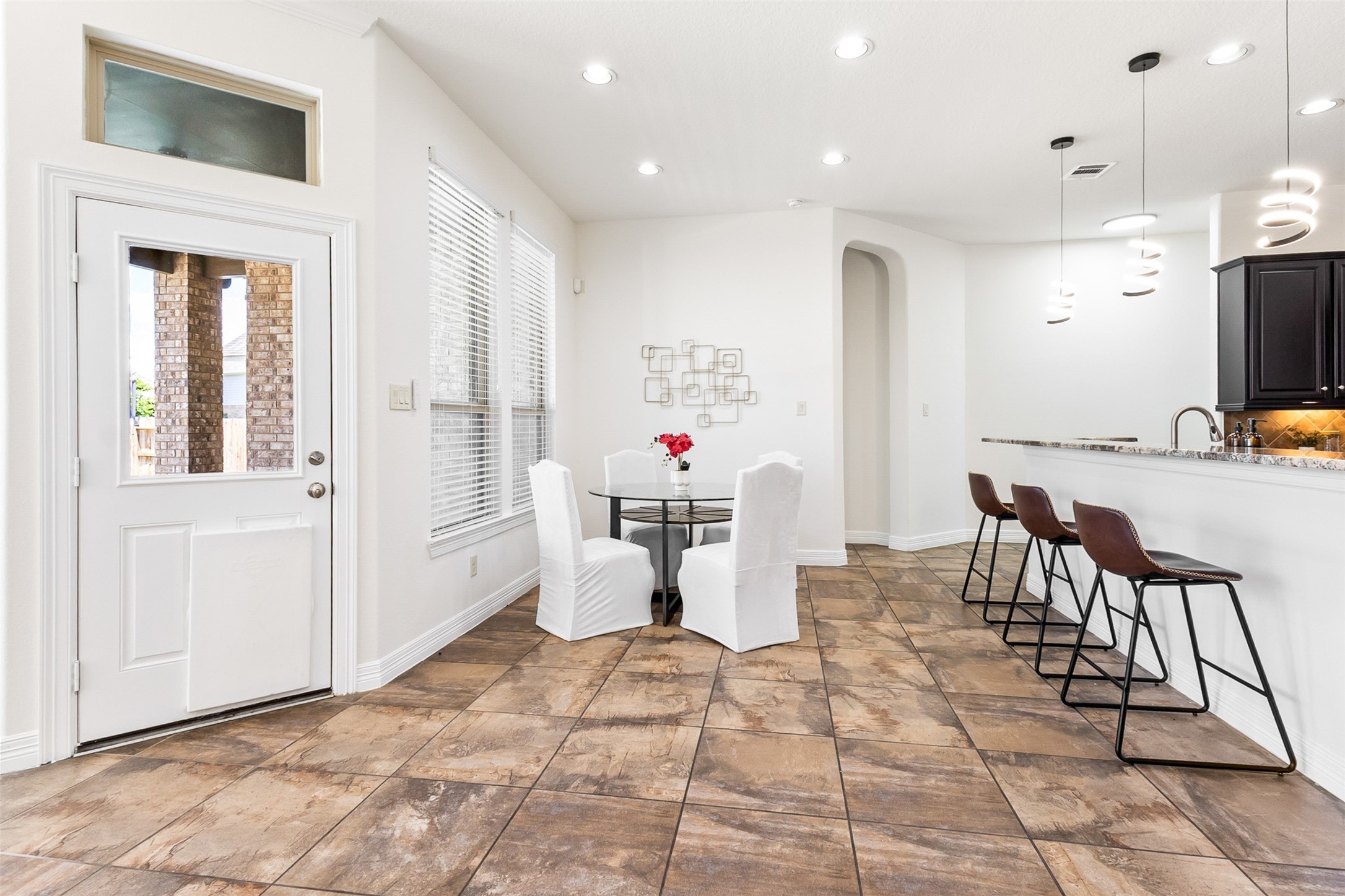 8914 Vineyard Valley Court Property Photo 20