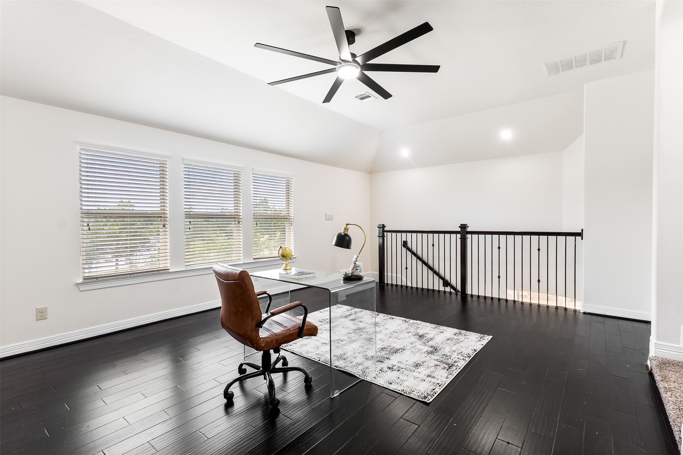 8914 Vineyard Valley Court Property Photo 40