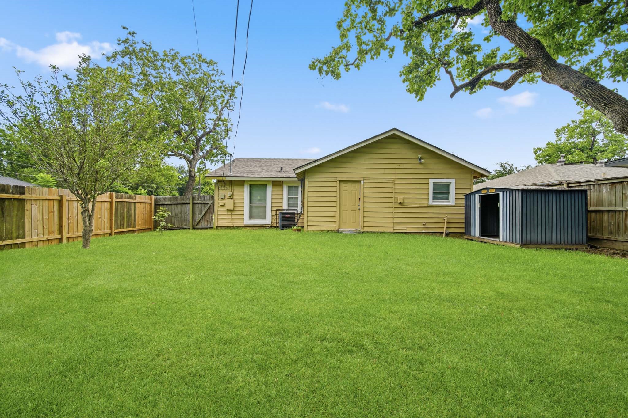 1413 George Street Property Photo 10