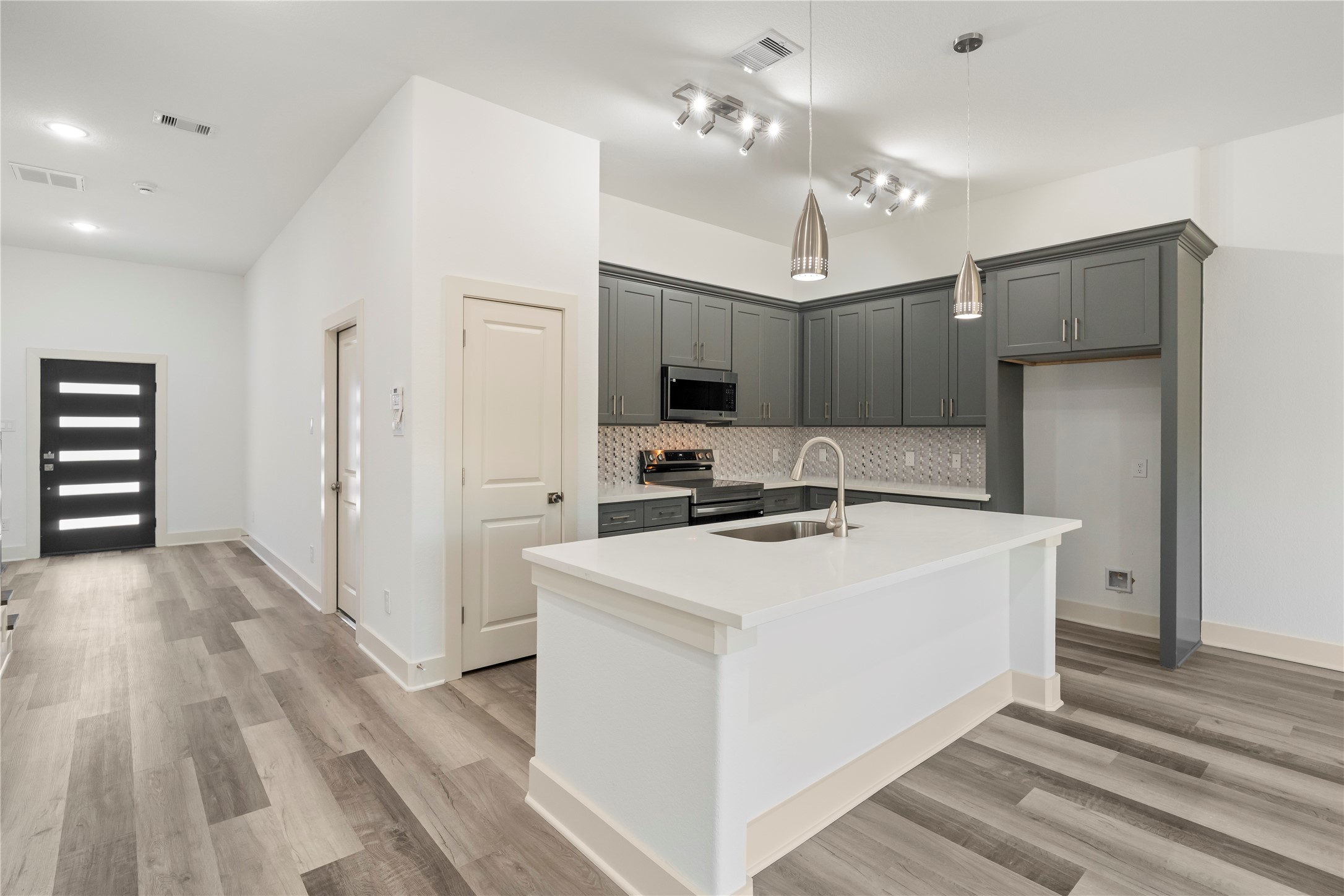 5629 Malmedy Road Property Photo 12
