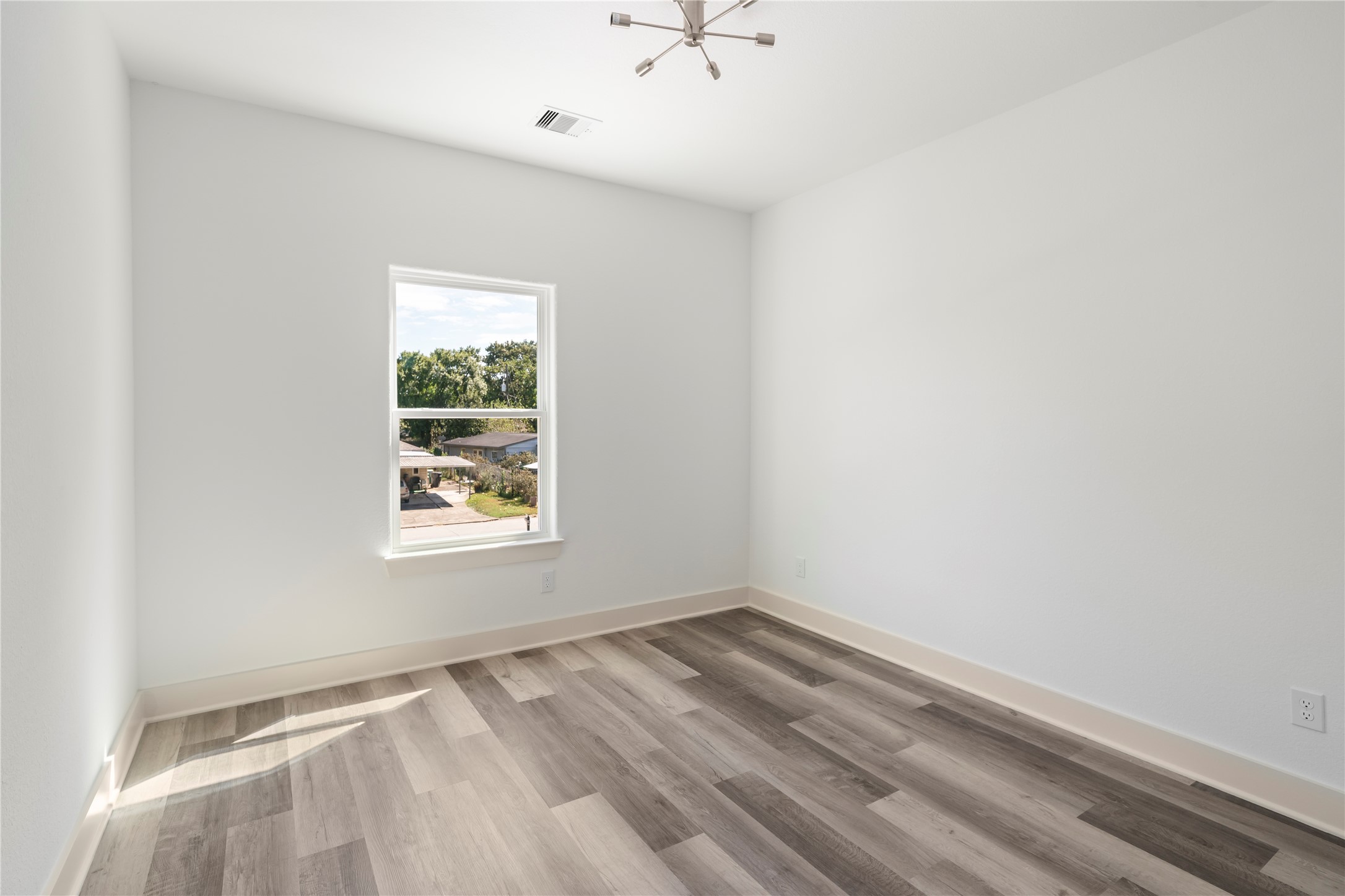 5629 Malmedy Road Property Photo 22