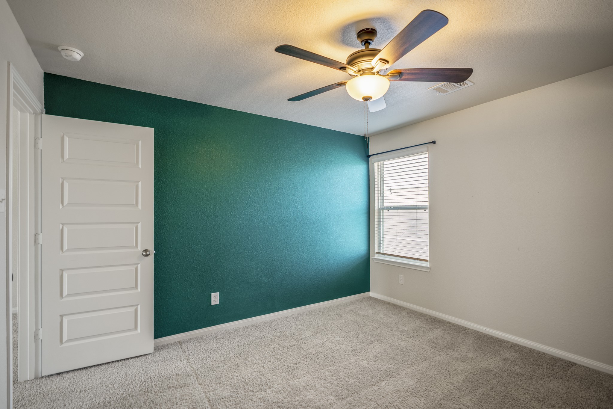 2355 Mount Locke Path Property Photo 32
