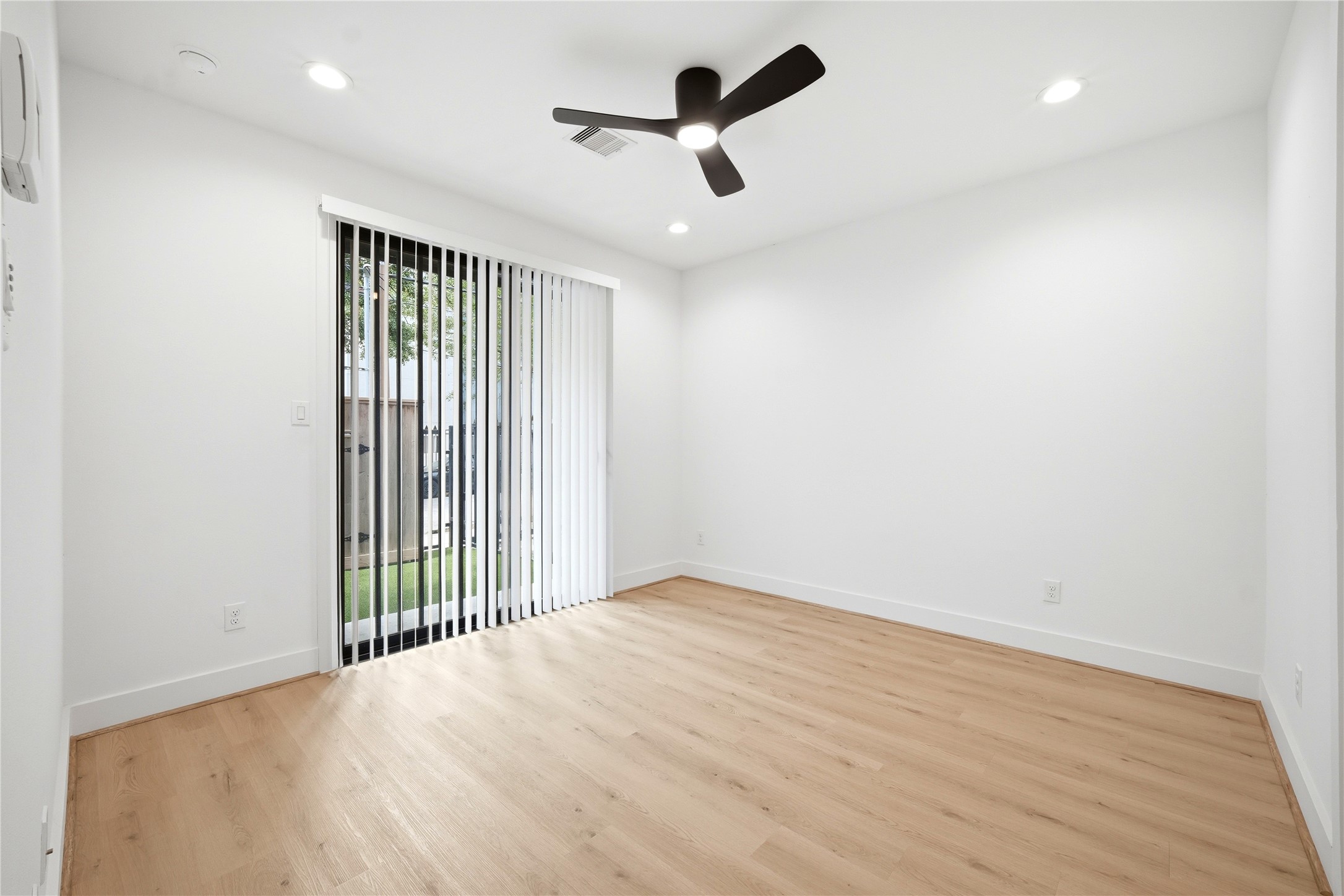 1823 Prospect Street C Property Photo 5