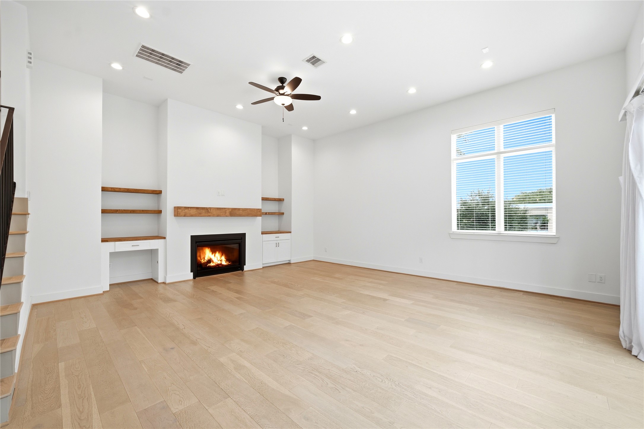 1823 Prospect Street C Property Photo 11
