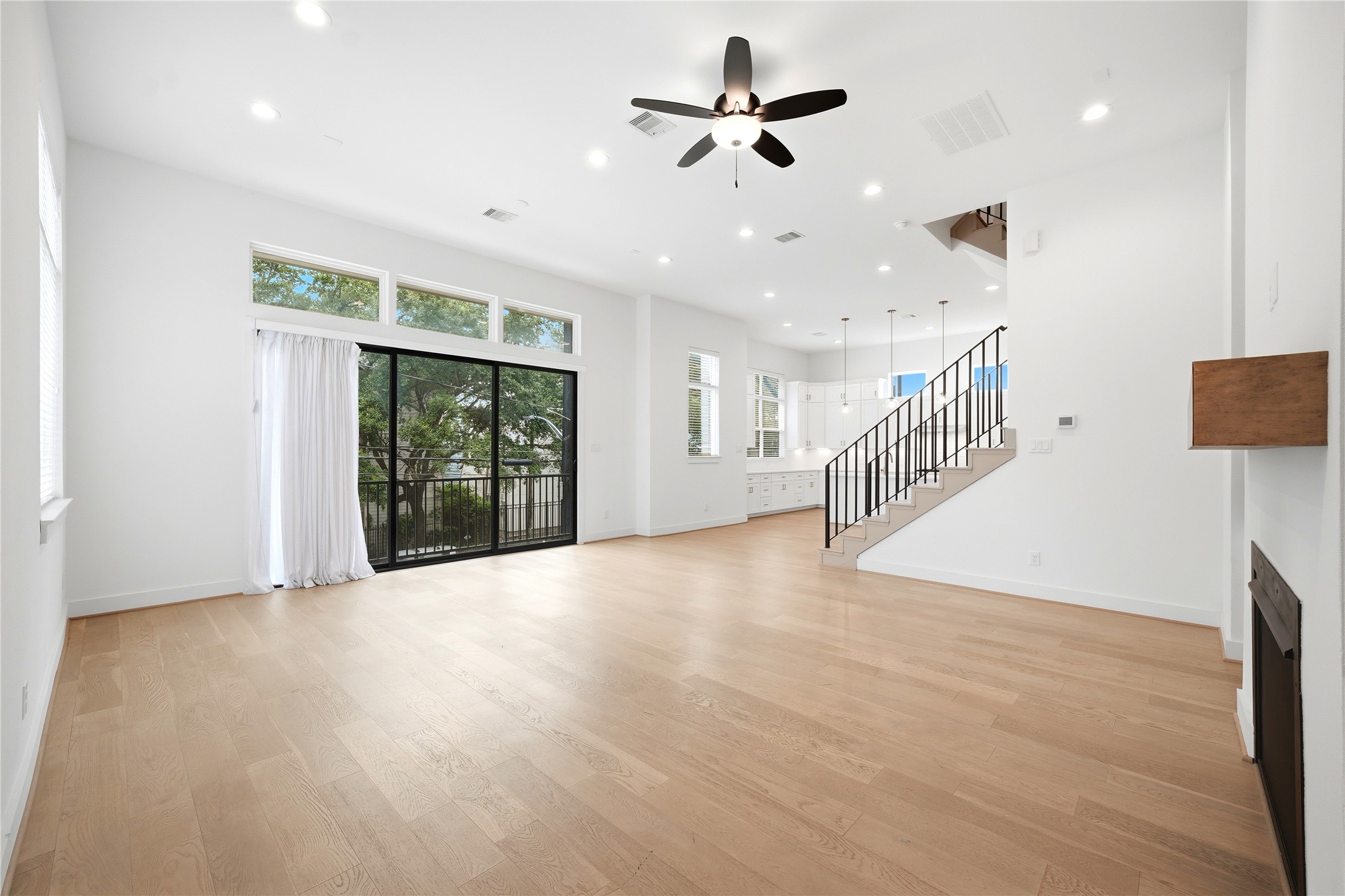 1823 Prospect Street C Property Photo 14