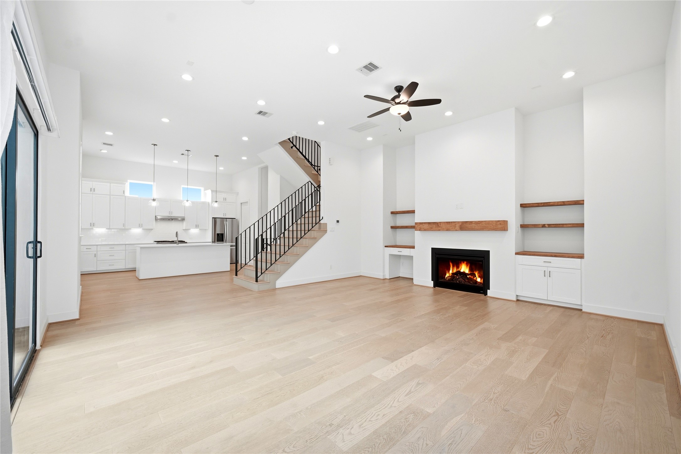 1823 Prospect Street C Property Photo 15