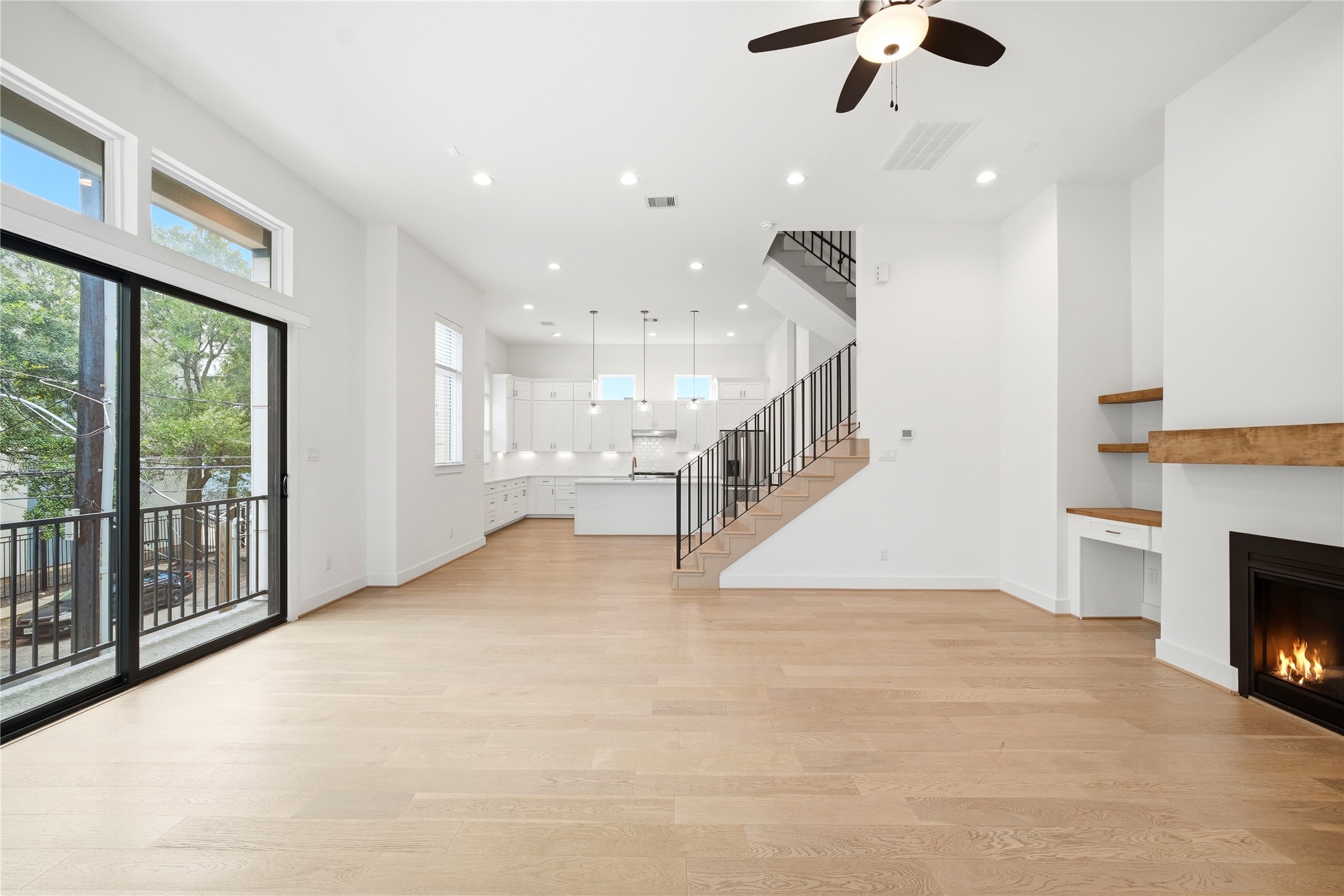 1823 Prospect Street C Property Photo 17