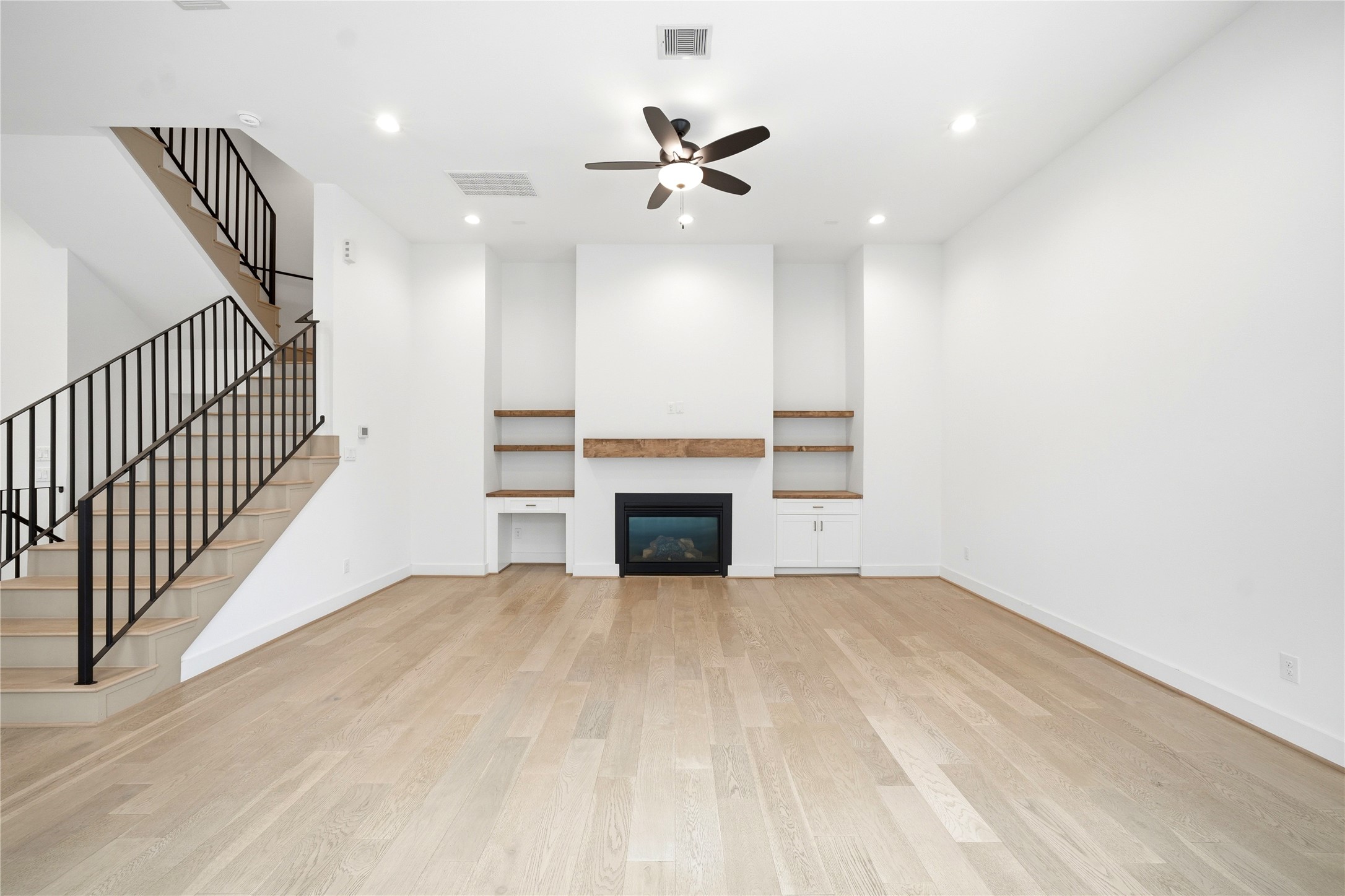 1823 Prospect Street C Property Photo 19