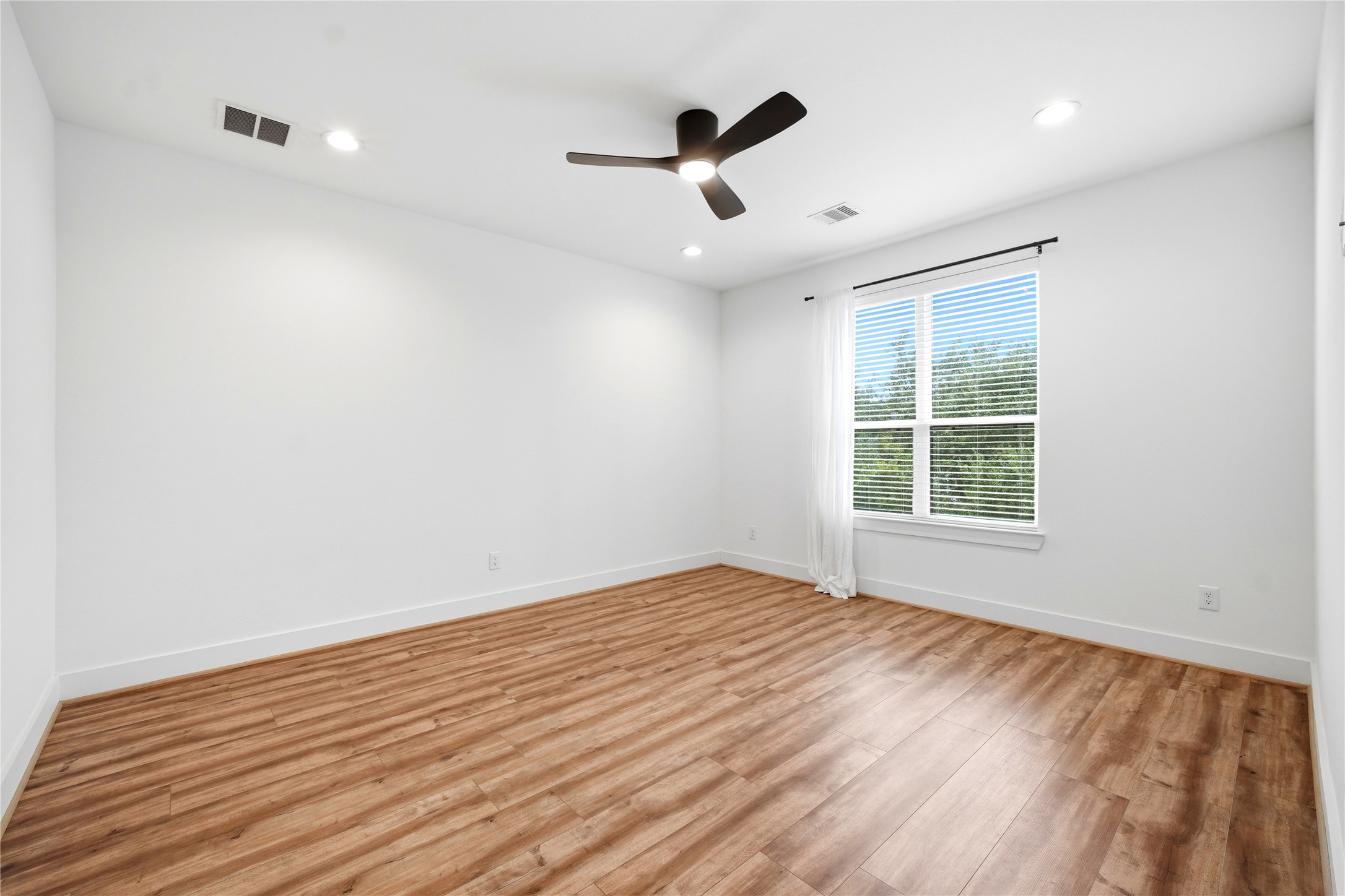 1823 Prospect Street C Property Photo 27