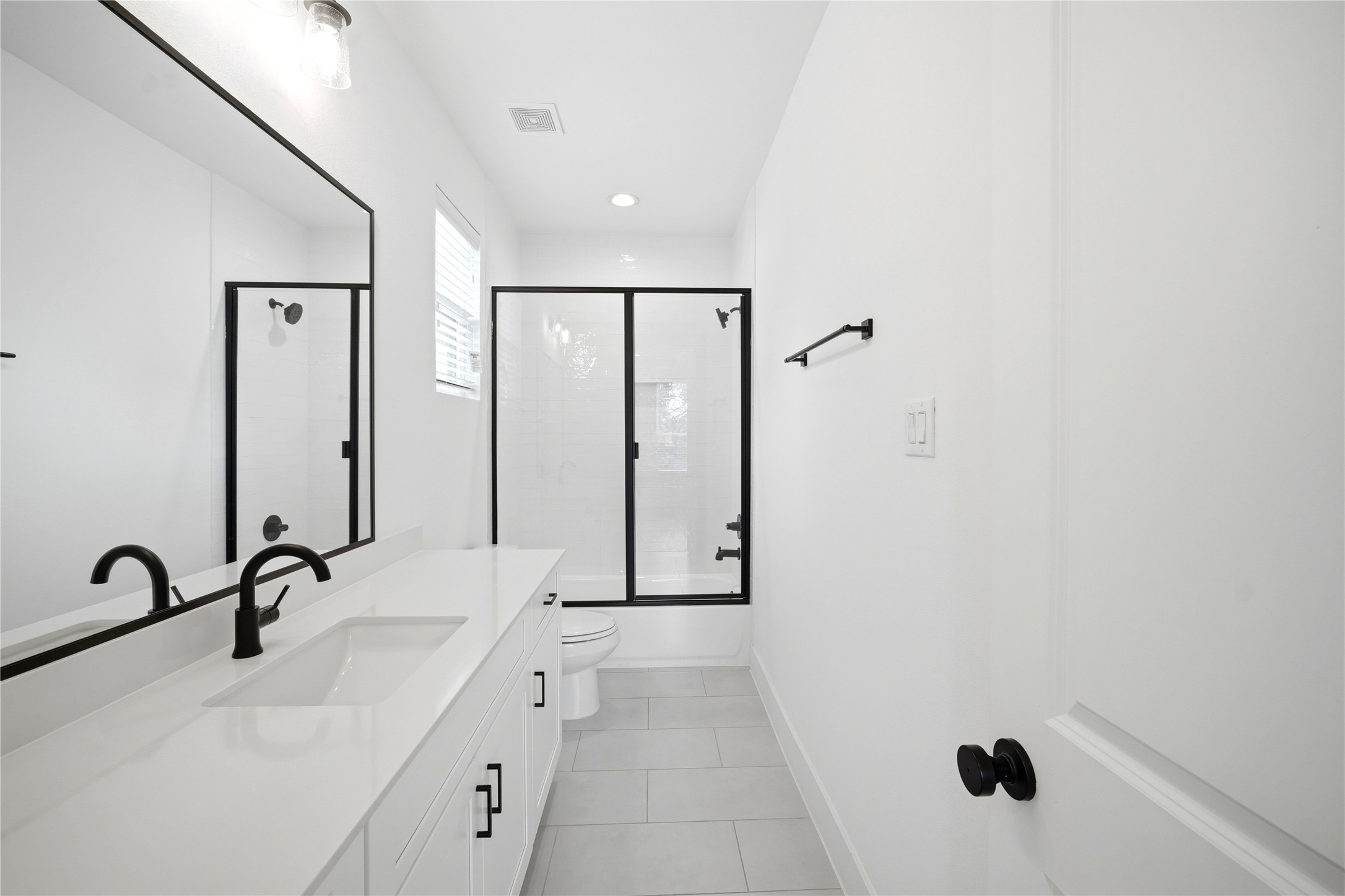 1823 Prospect Street C Property Photo 37