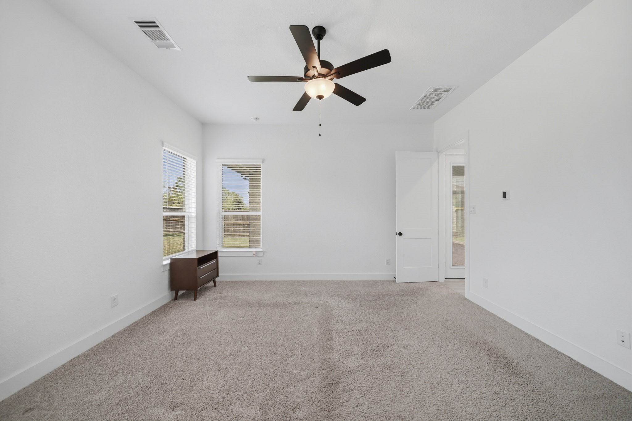 7422 Netherfield Lane Property Photo 12