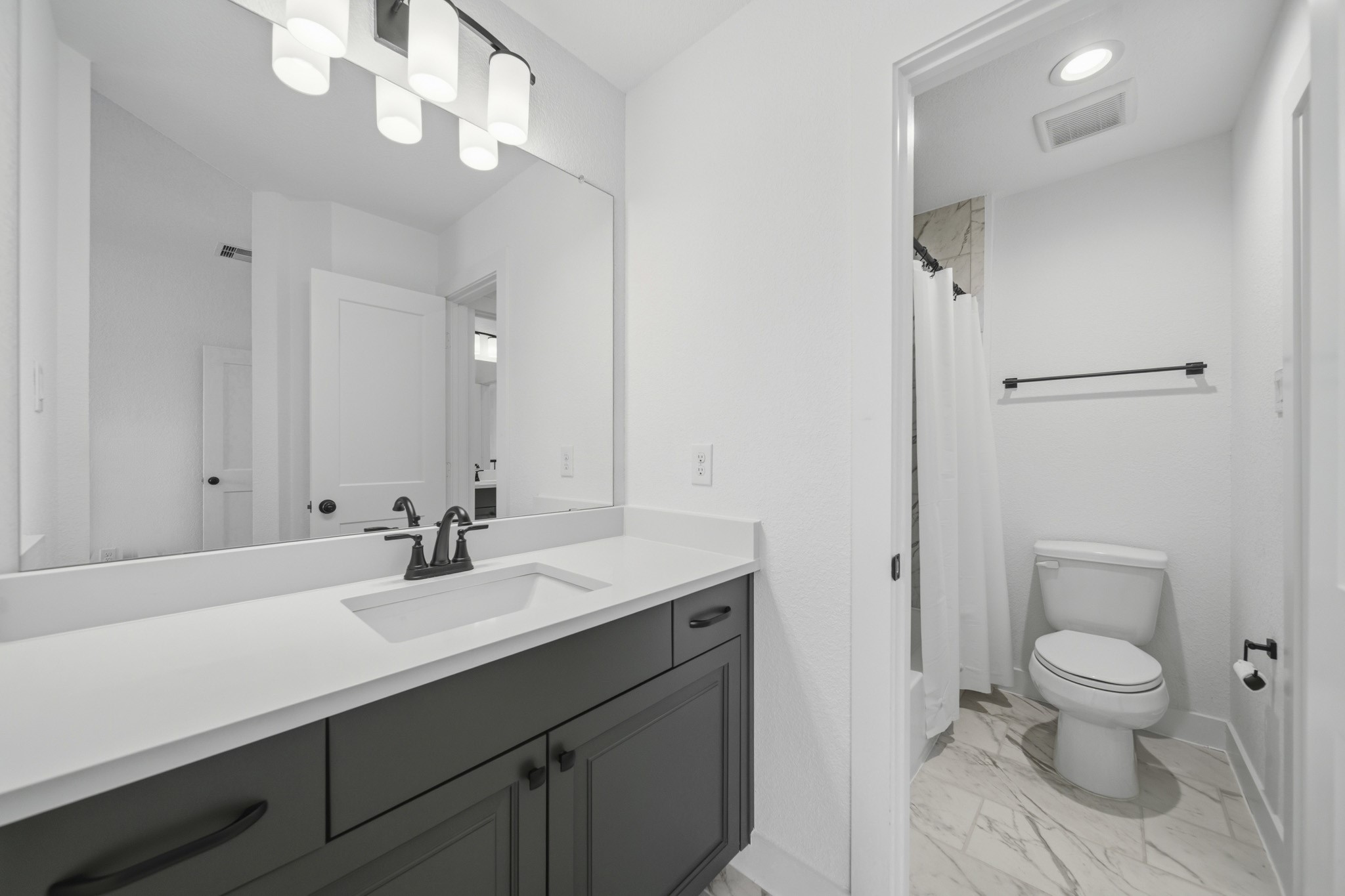 7422 Netherfield Lane Property Photo 20