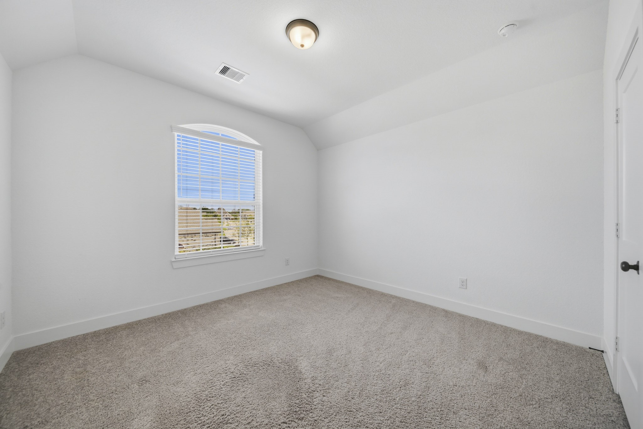 7422 Netherfield Lane Property Photo 21