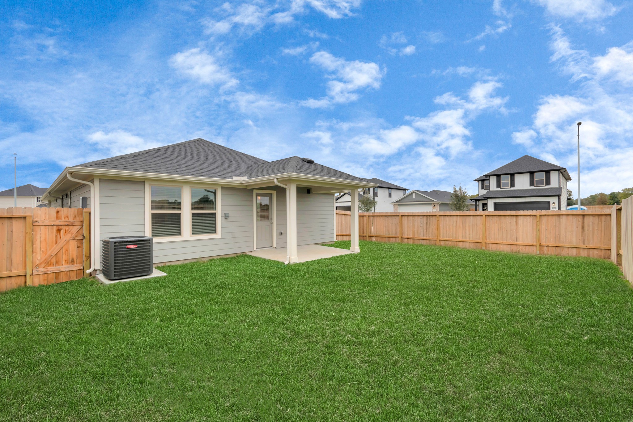 19559 Montgomery Ridge Way Property Photo 20