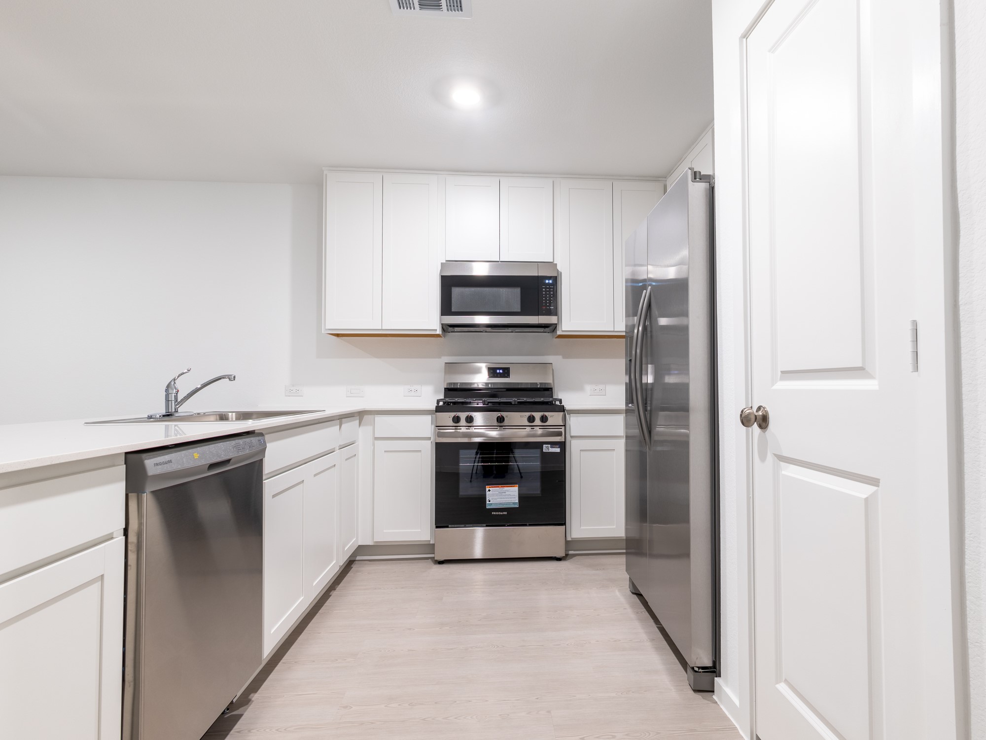 31406 Pratola Serra Circle Property Photo 9