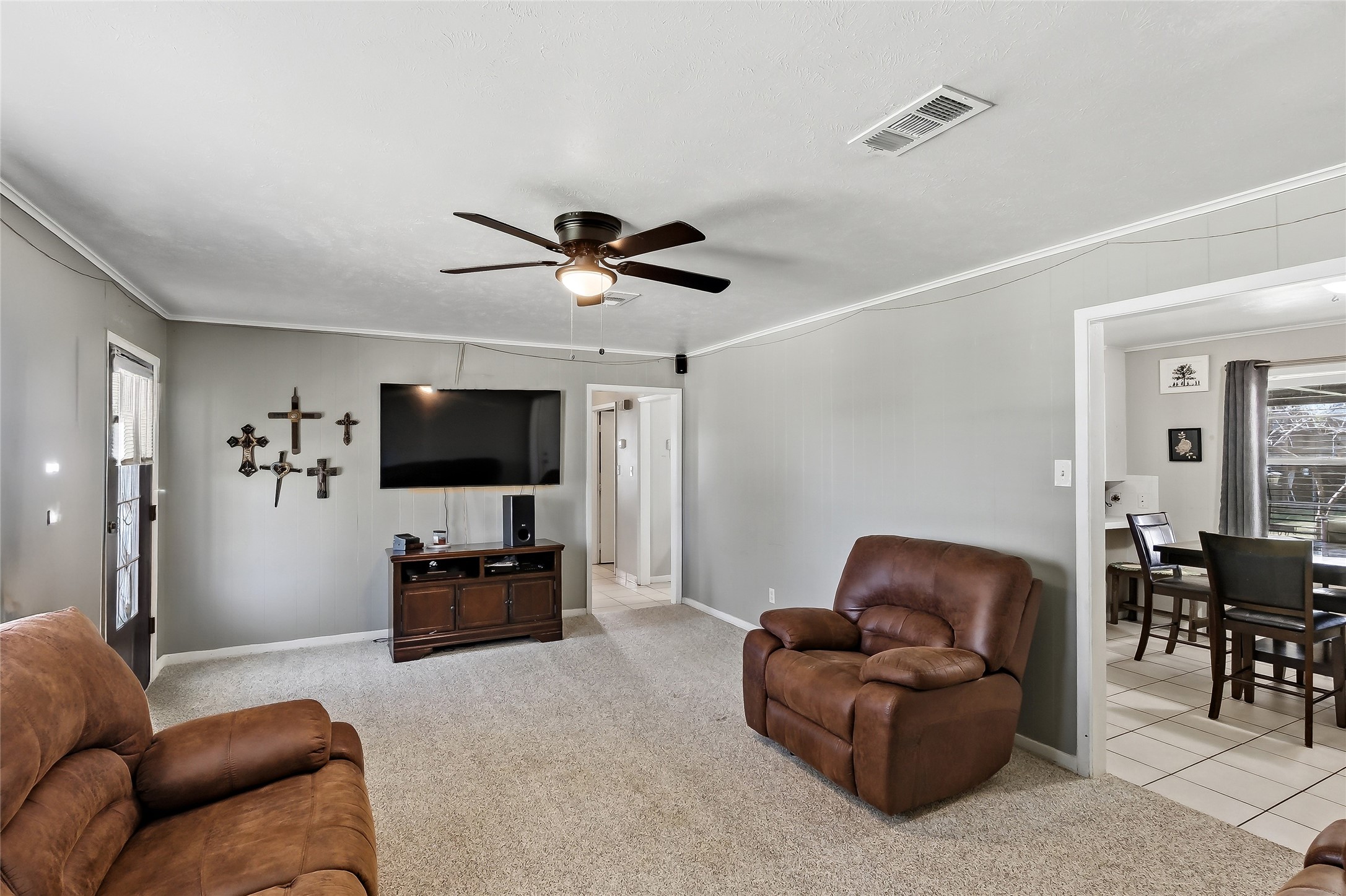 411 N Commerce Street Property Photo 7