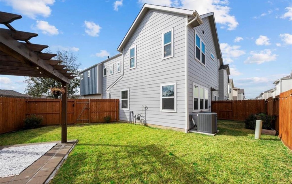 5527 Cuerta Street Property Photo 15