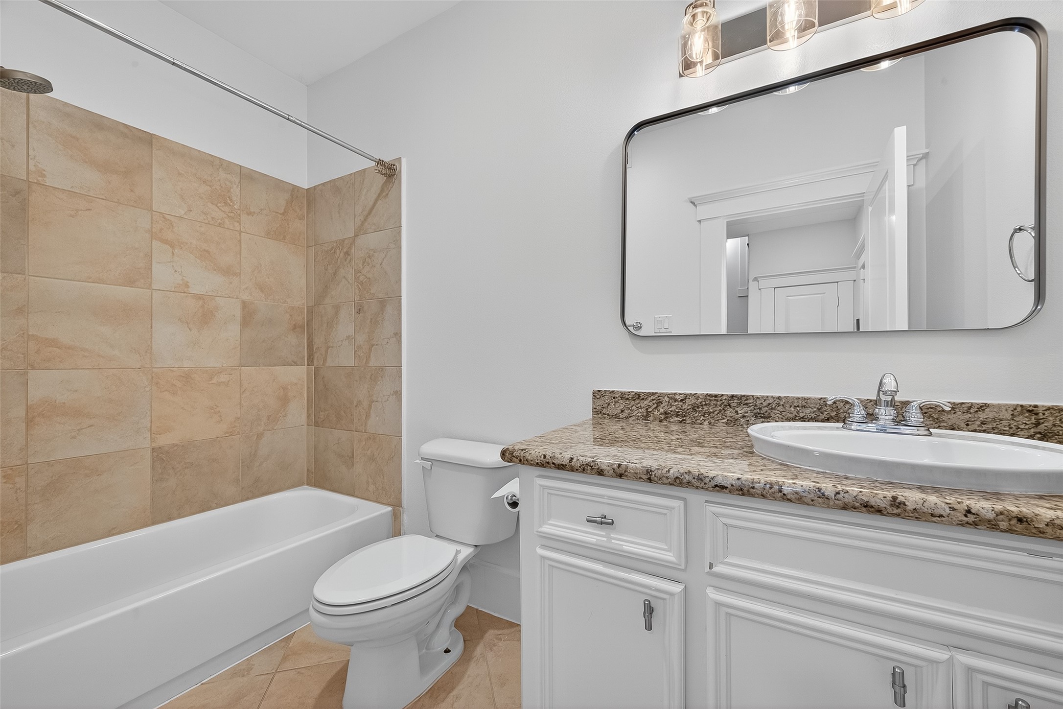 1042 W 25th Street A Property Photo 21