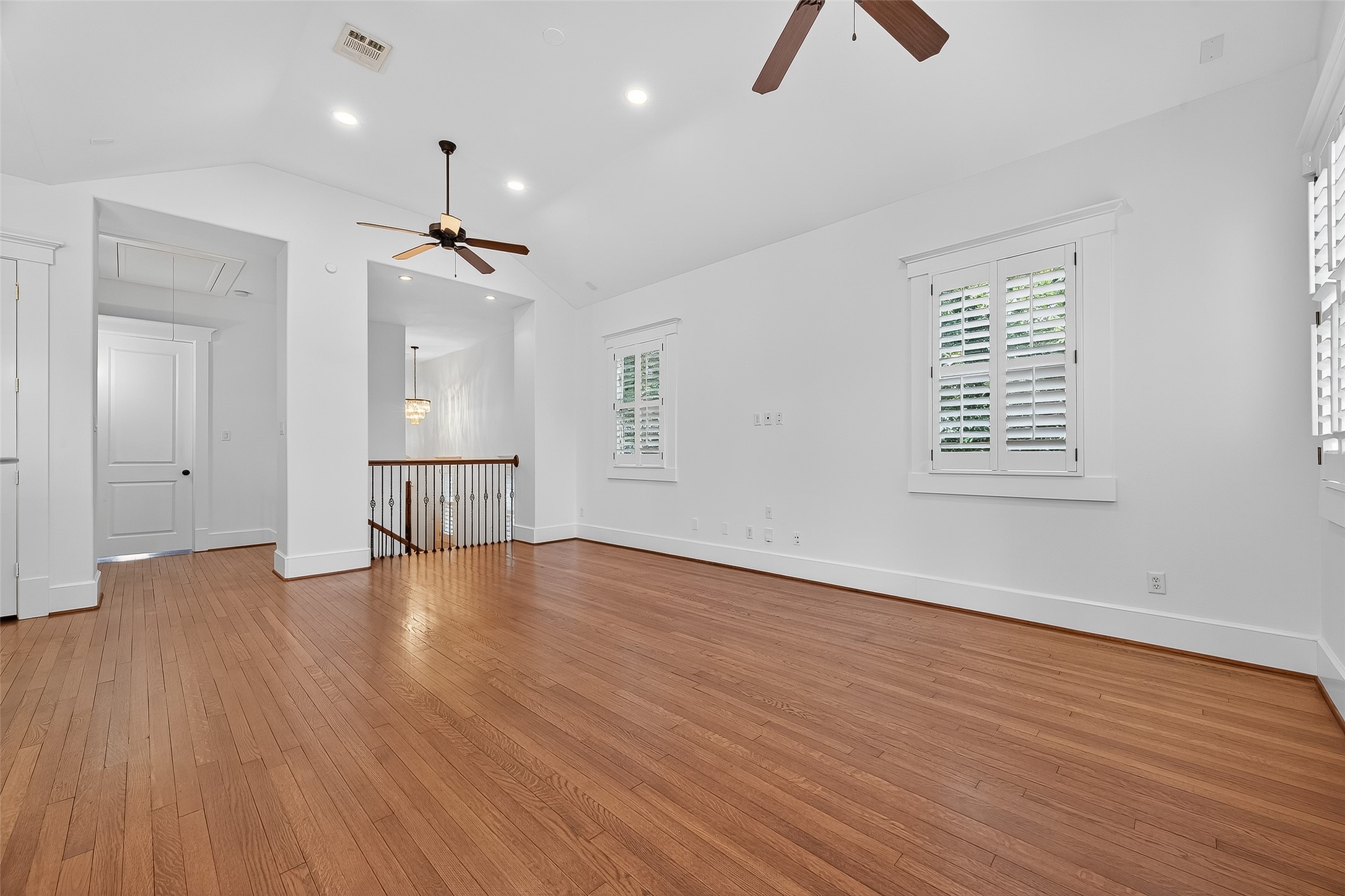 1042 W 25th Street A Property Photo 35