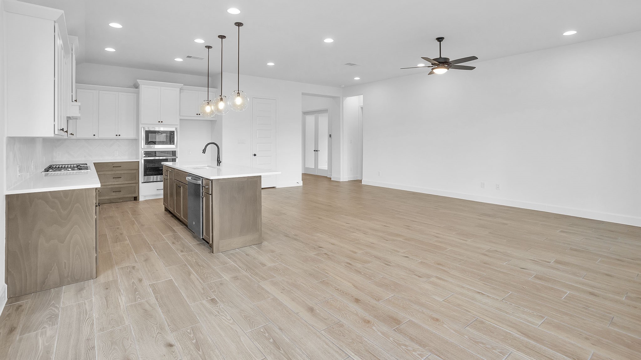 12744 Copperbush Drive Property Photo 11