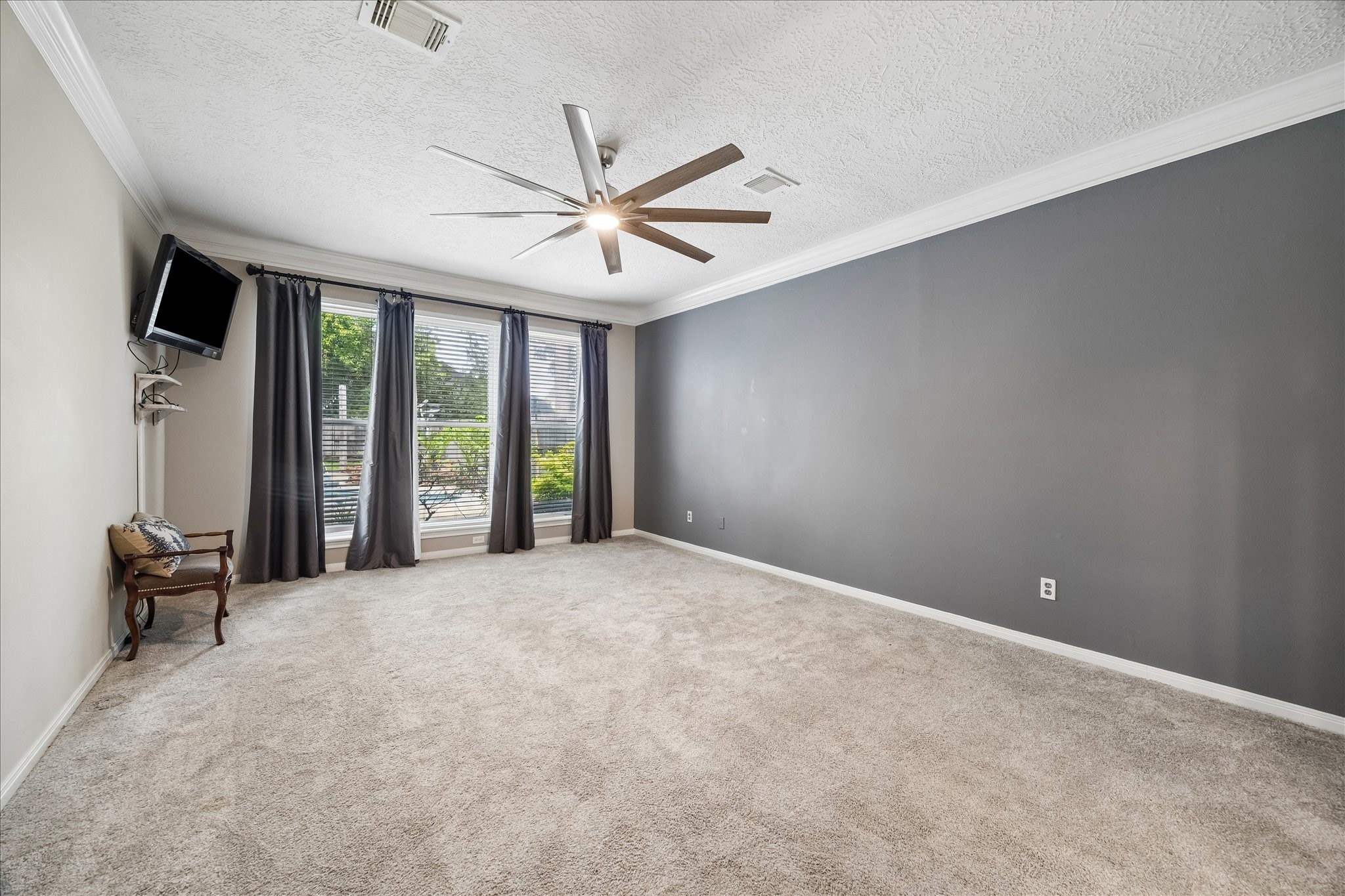 5911 Garden Hollow Court Property Photo 4