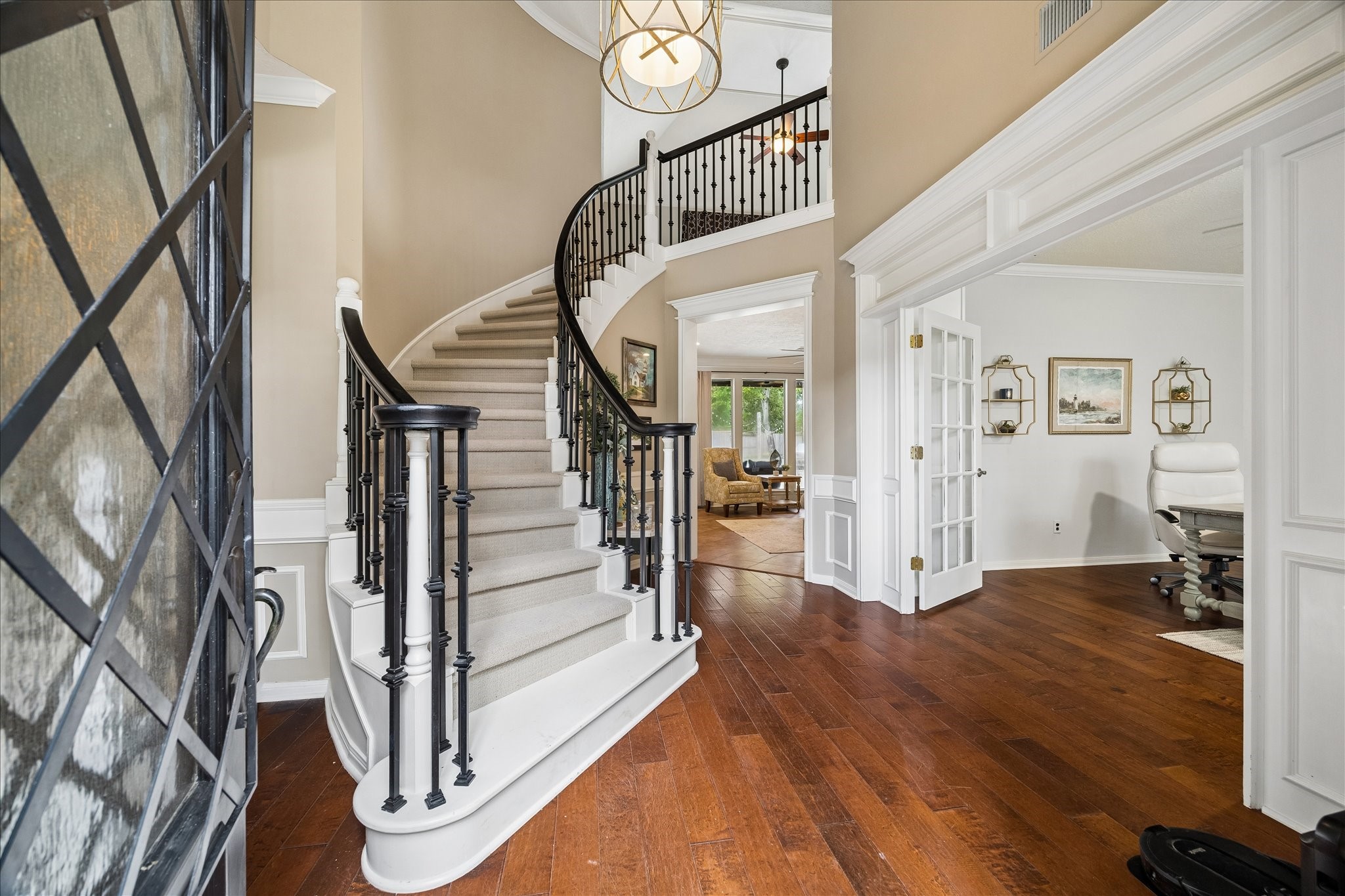 5911 Garden Hollow Court Property Photo 8