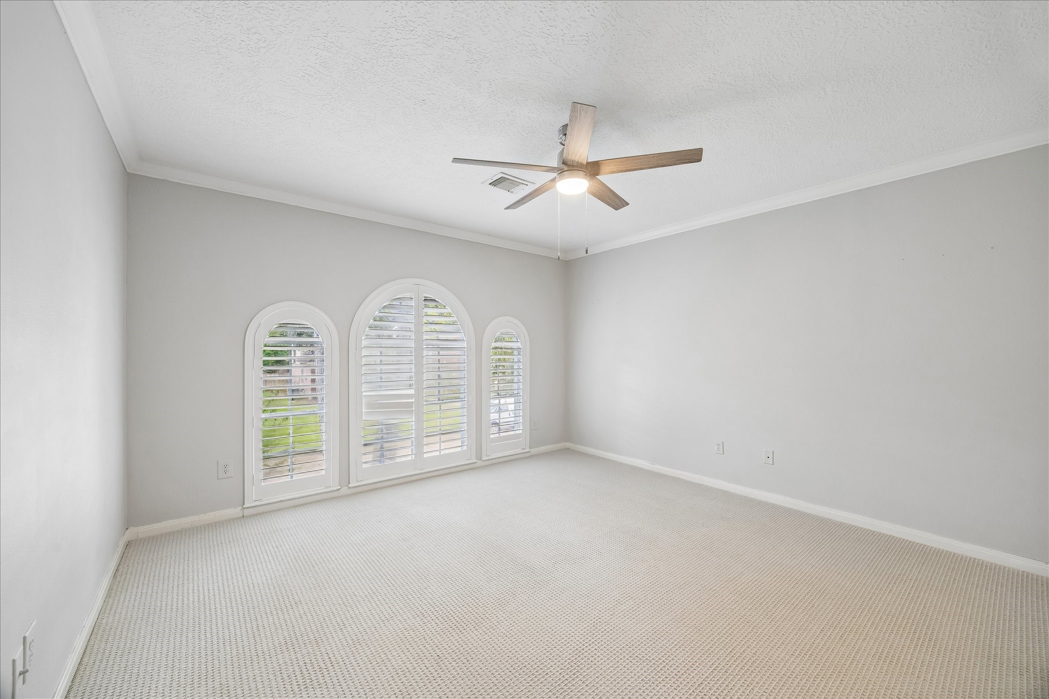 5911 Garden Hollow Court Property Photo 24