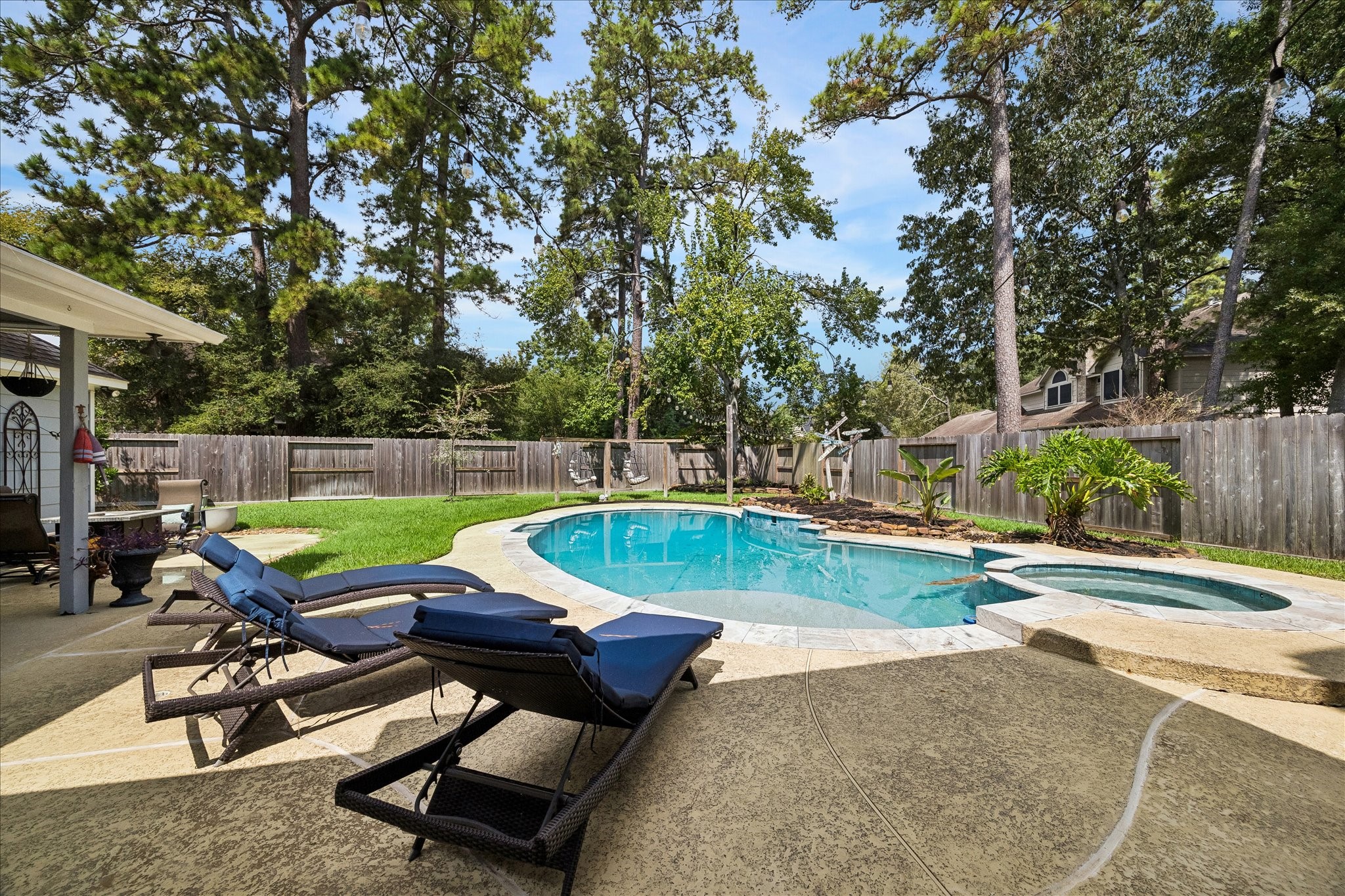5911 Garden Hollow Court Property Photo 32
