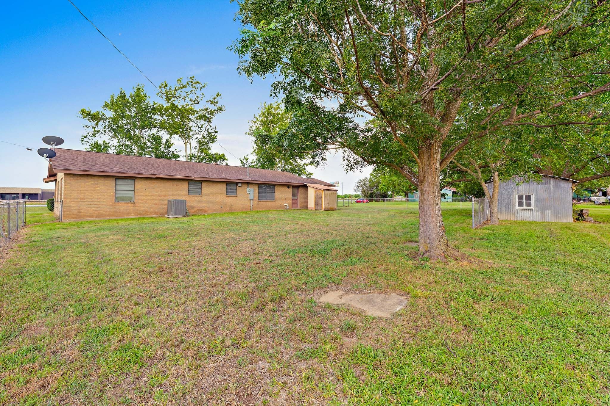 3644 W State Highway 71 Highway Property Photo 6