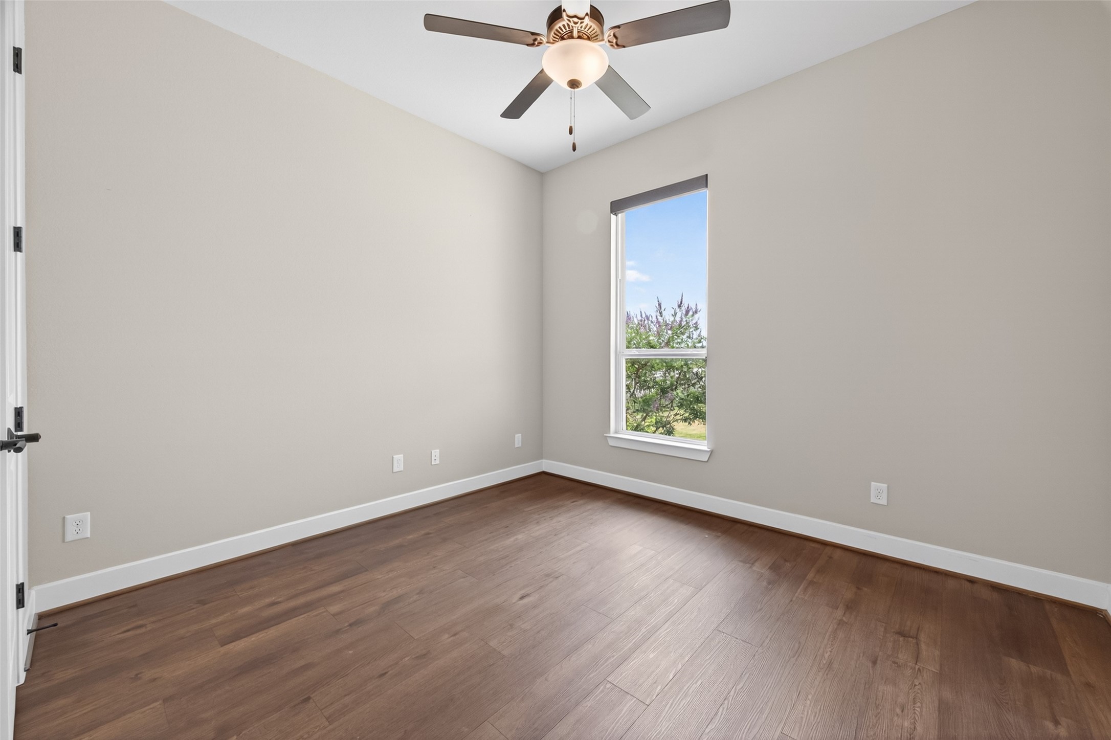 28929 Autumn Shore Drive Property Photo 18