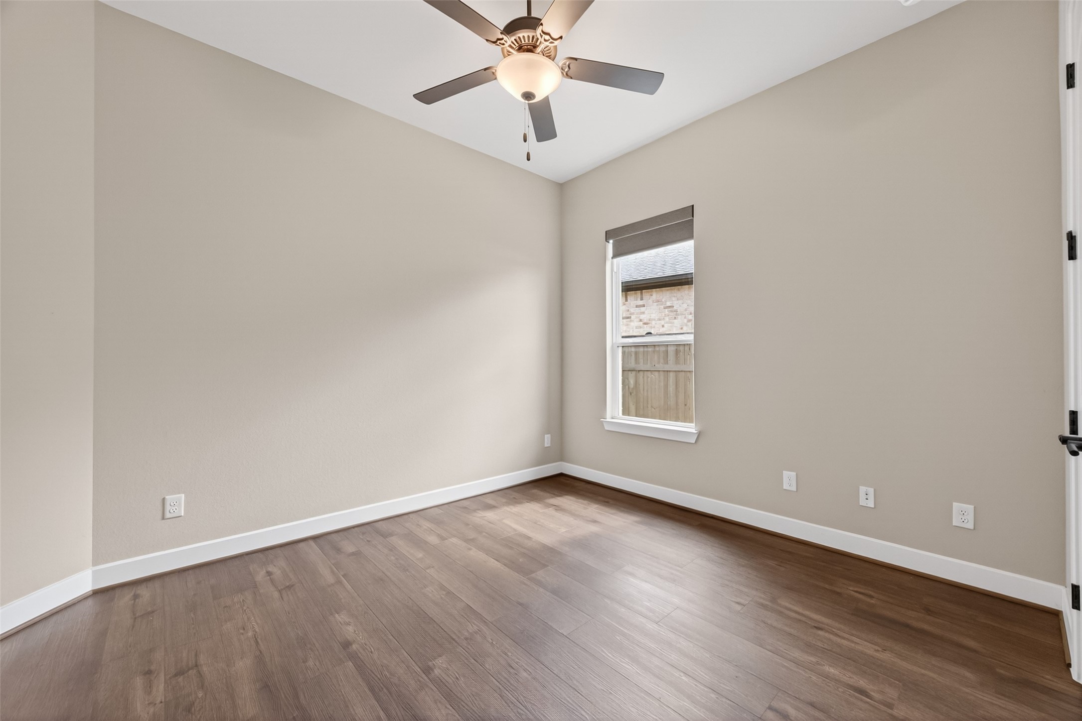 28929 Autumn Shore Drive Property Photo 21