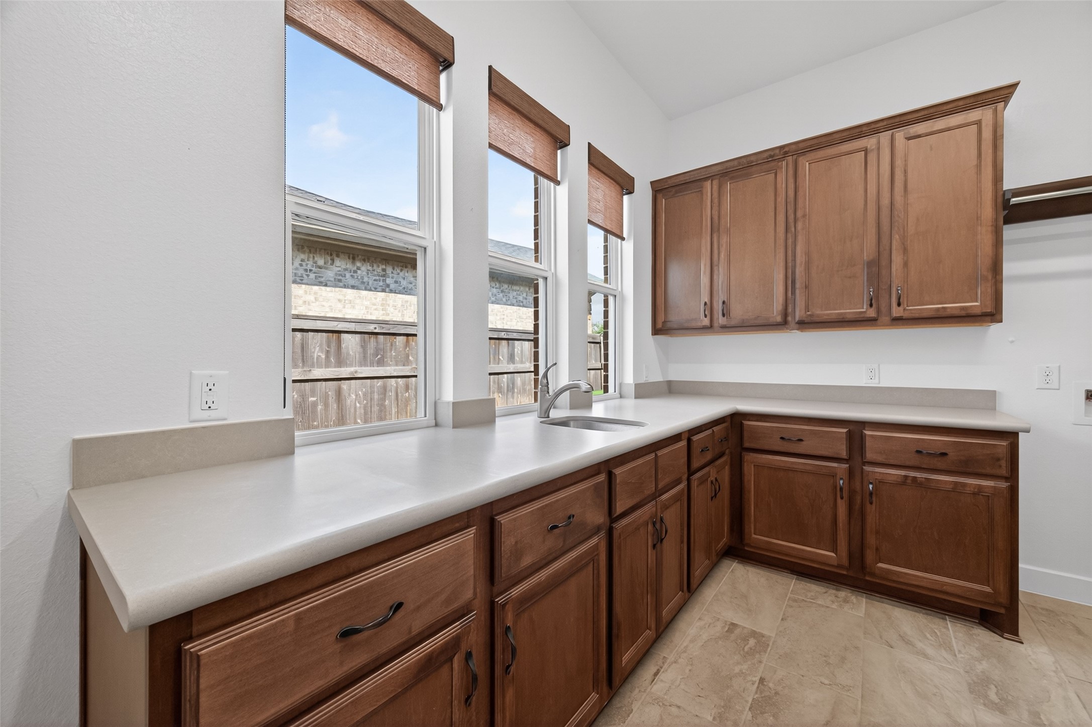 28929 Autumn Shore Drive Property Photo 35