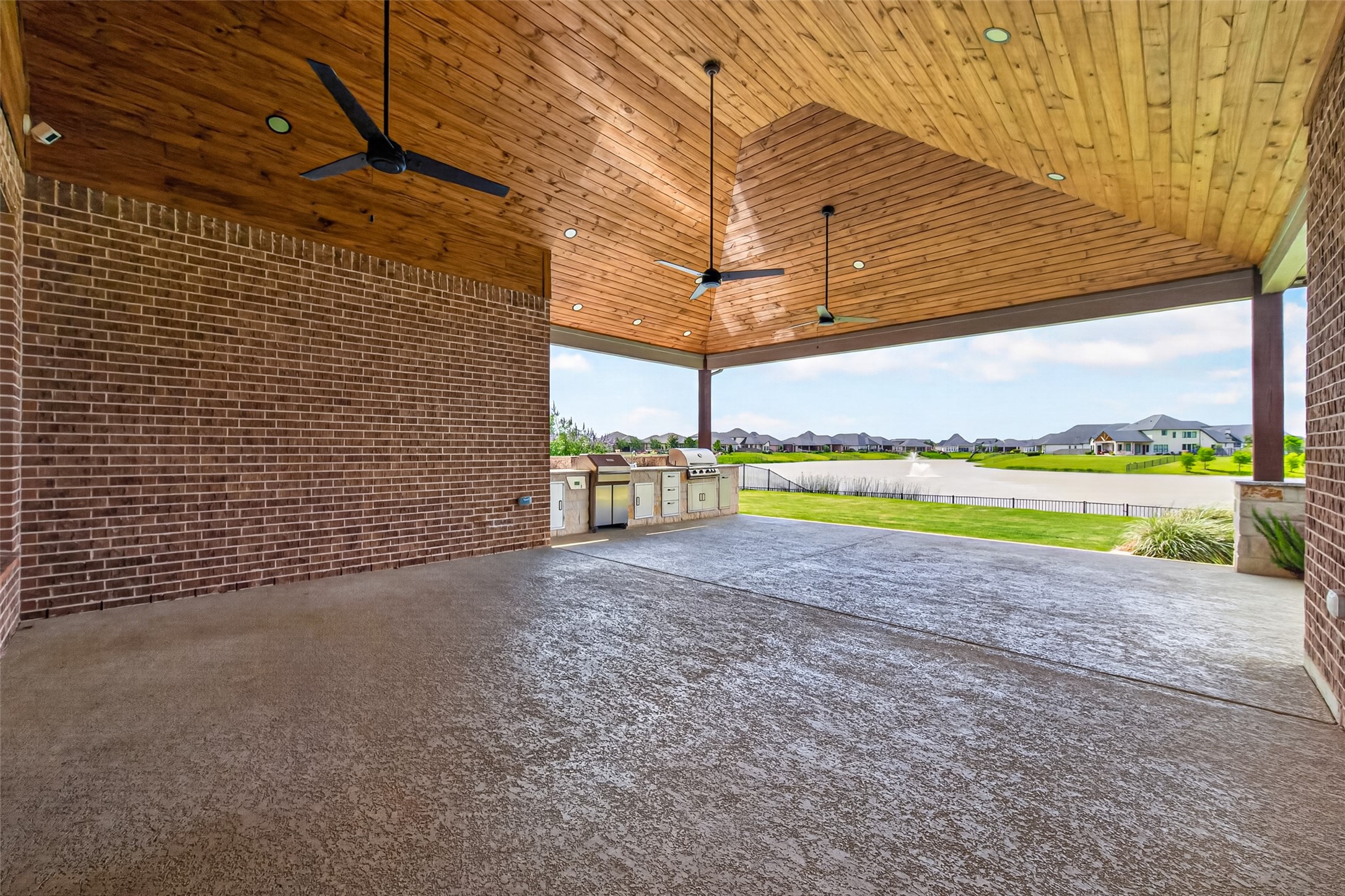 28929 Autumn Shore Drive Property Photo 39