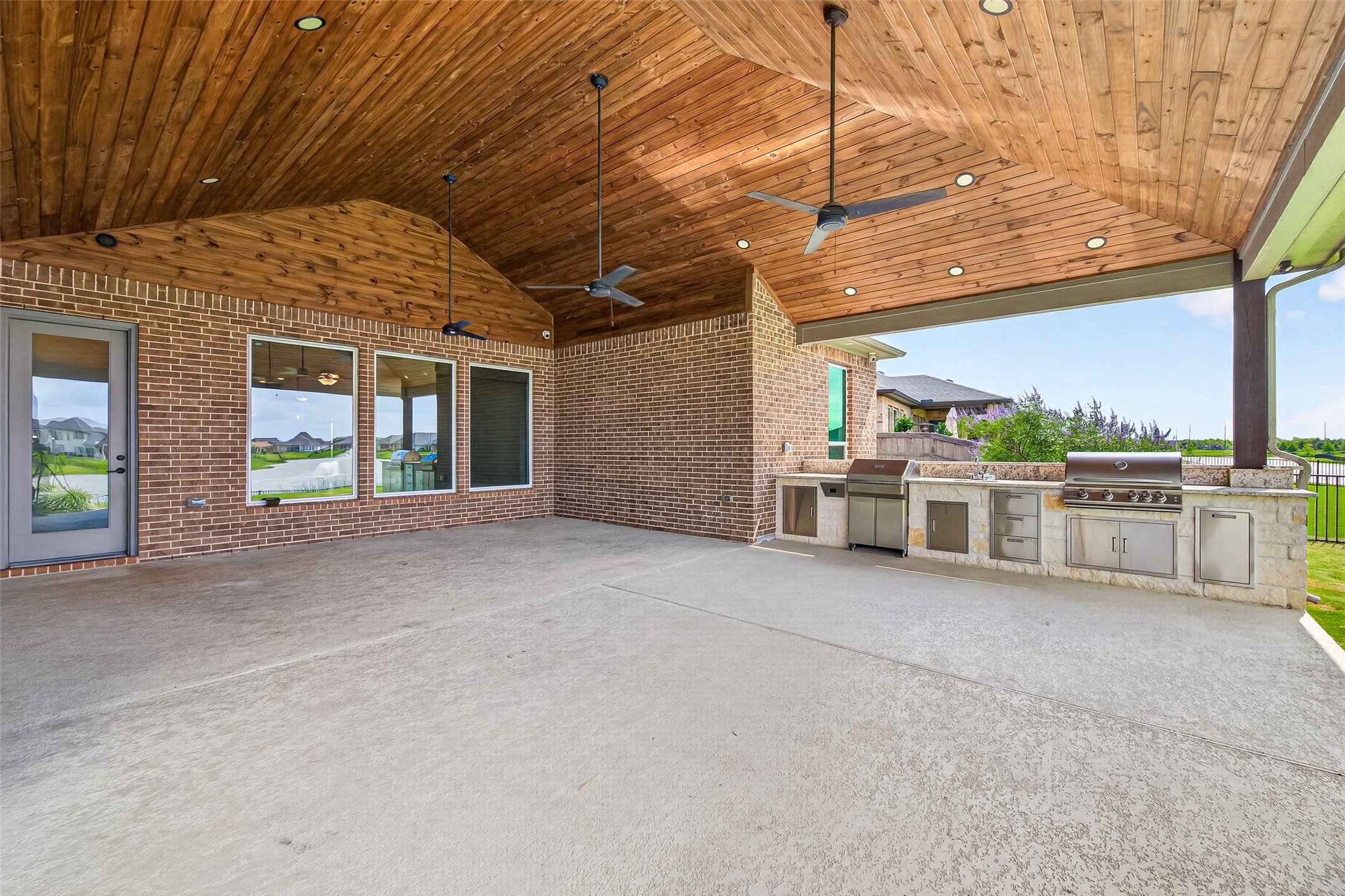 28929 Autumn Shore Drive Property Photo 40