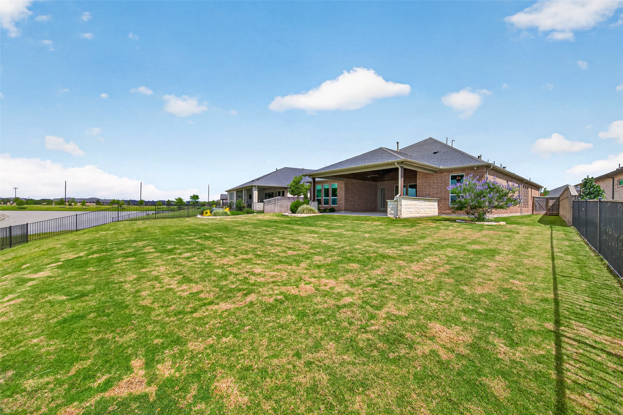28929 Autumn Shore Drive Property Photo 43