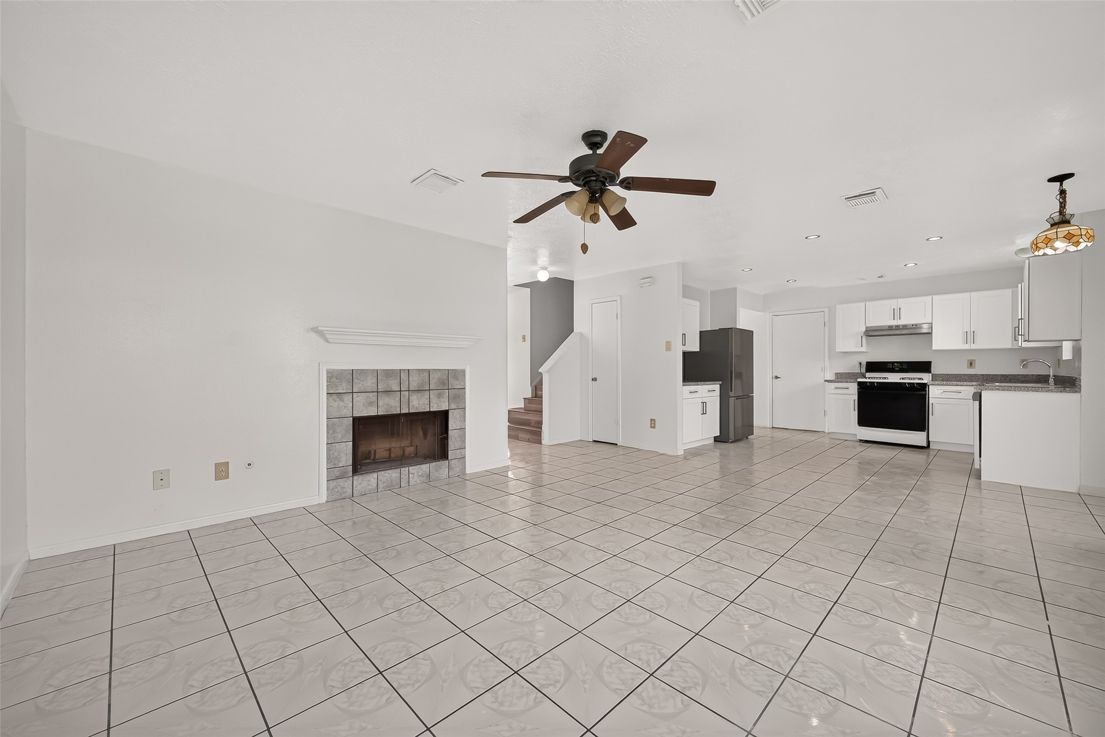 8202 Worthington Dr Property Photo 10