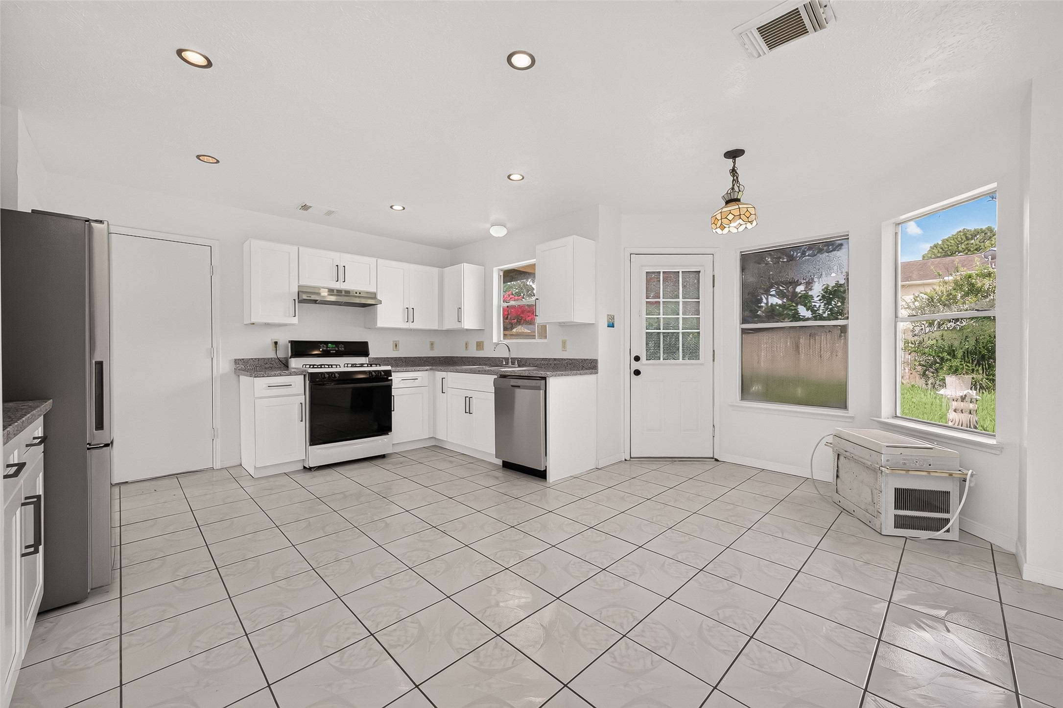 8202 Worthington Dr Property Photo 15