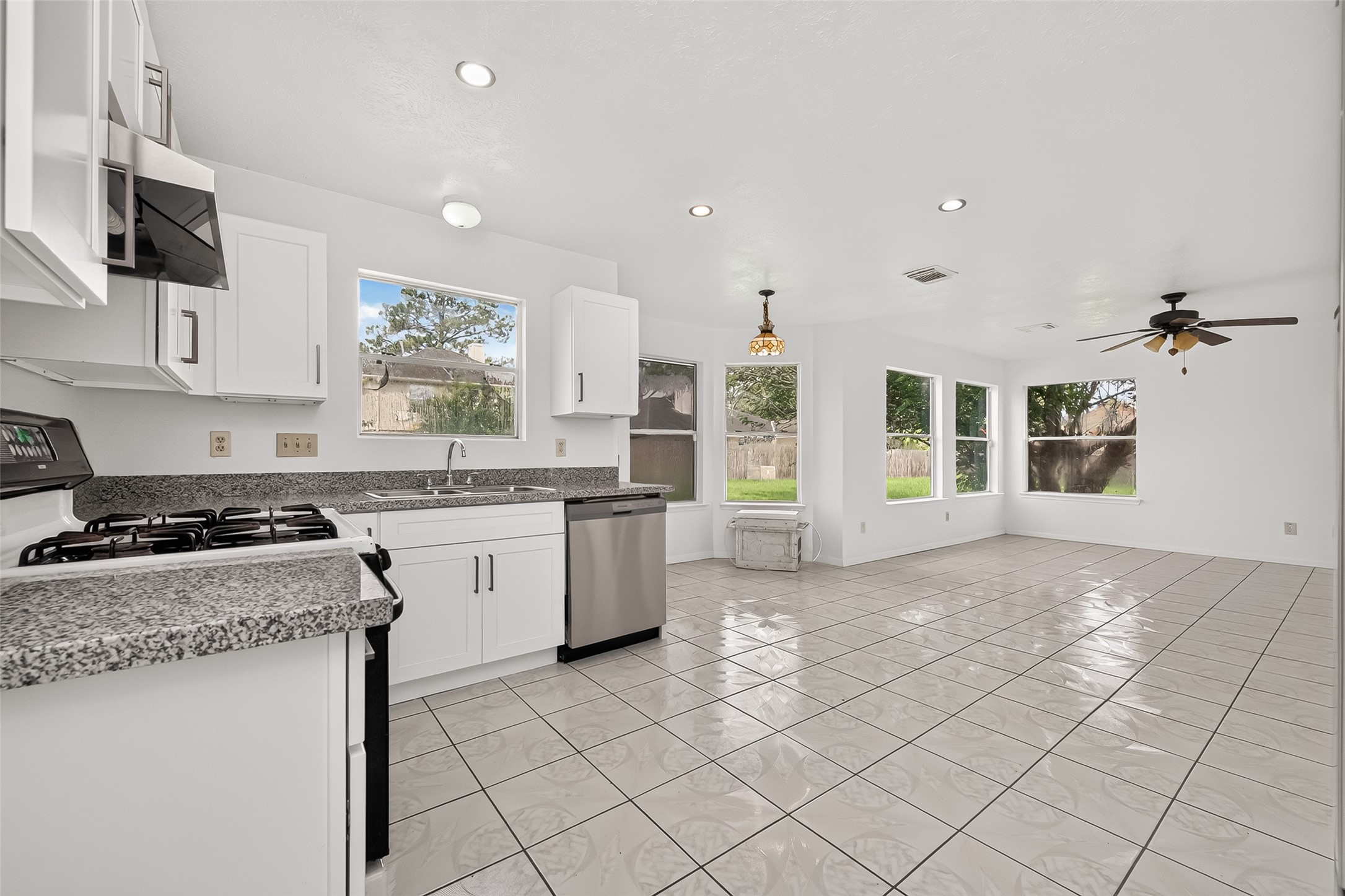 8202 Worthington Dr Property Photo 17