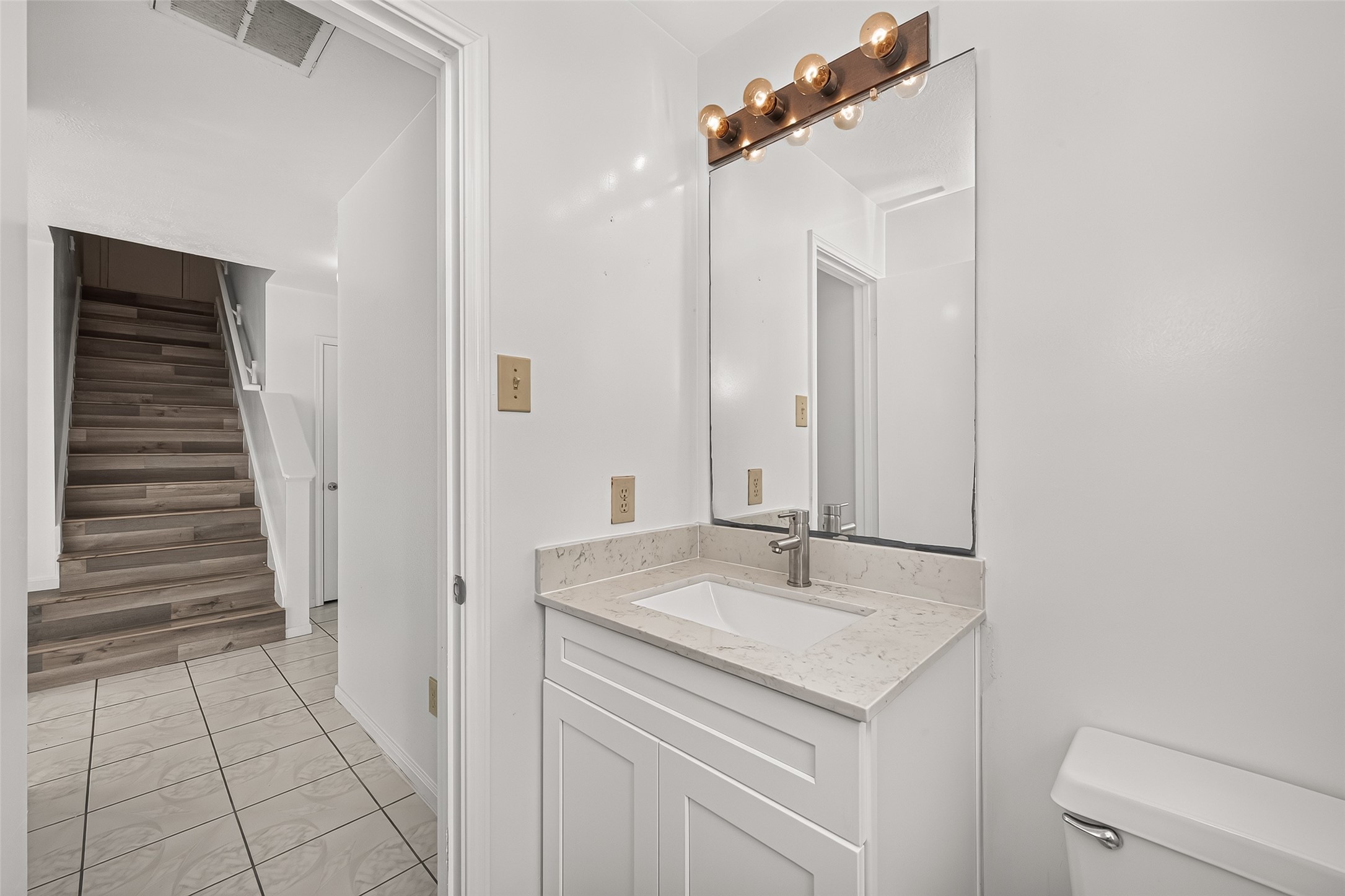 8202 Worthington Dr Property Photo 21
