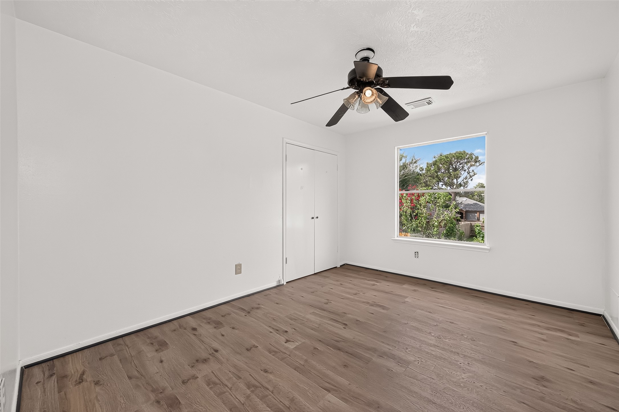 8202 Worthington Dr Property Photo 29