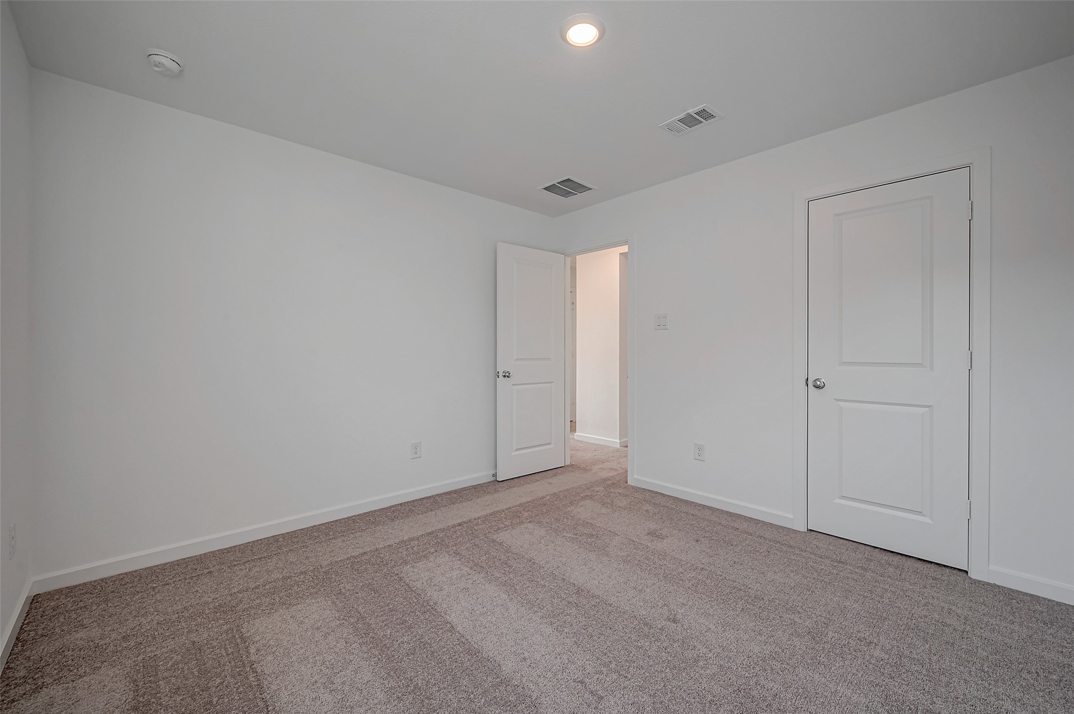 1127 Sugar Drive Property Photo 34