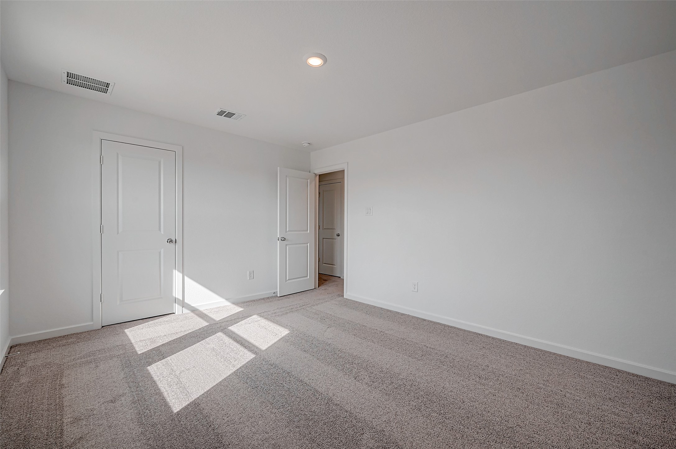 1127 Sugar Drive Property Photo 39