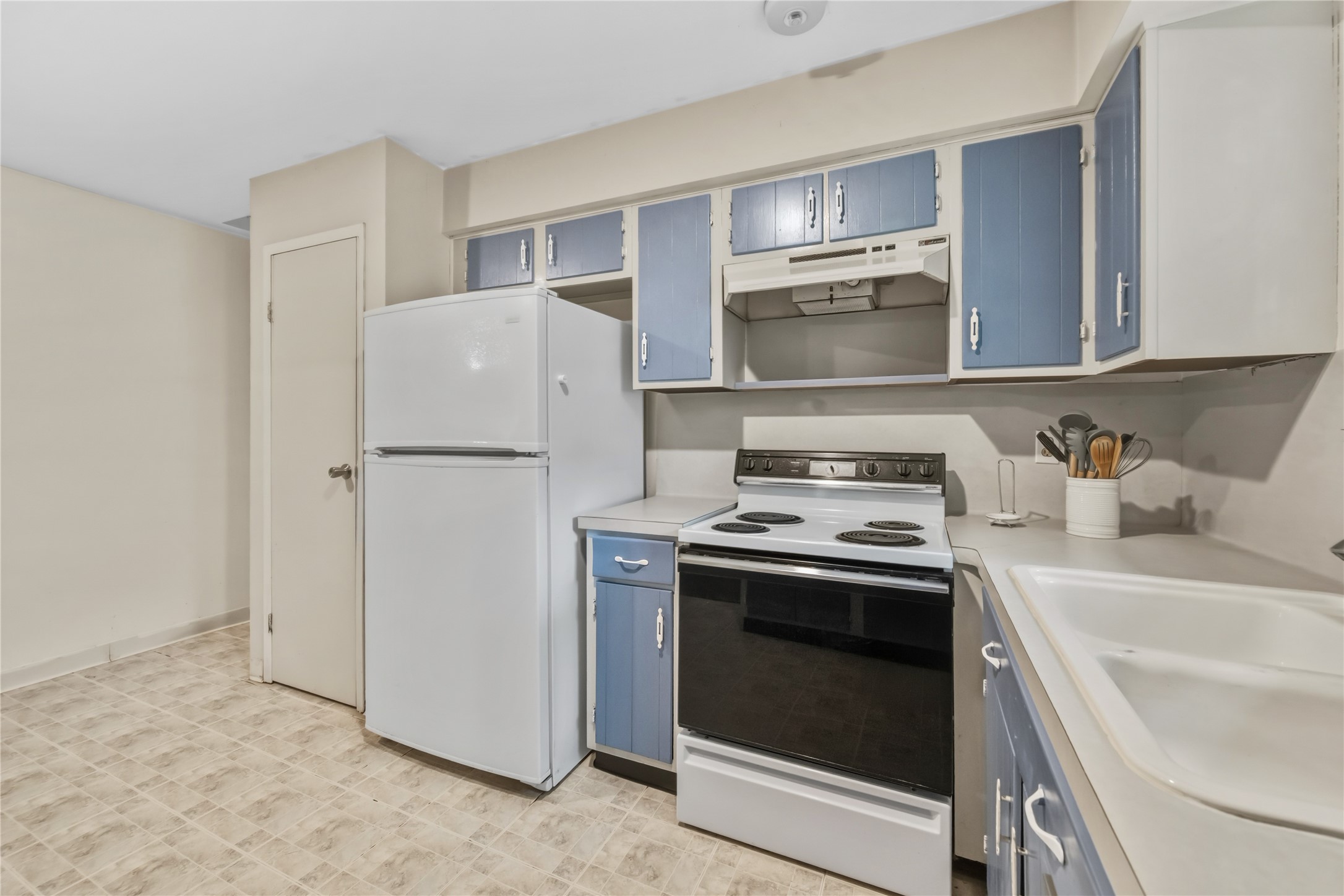 25341 Dogwood Lane Property Photo 15