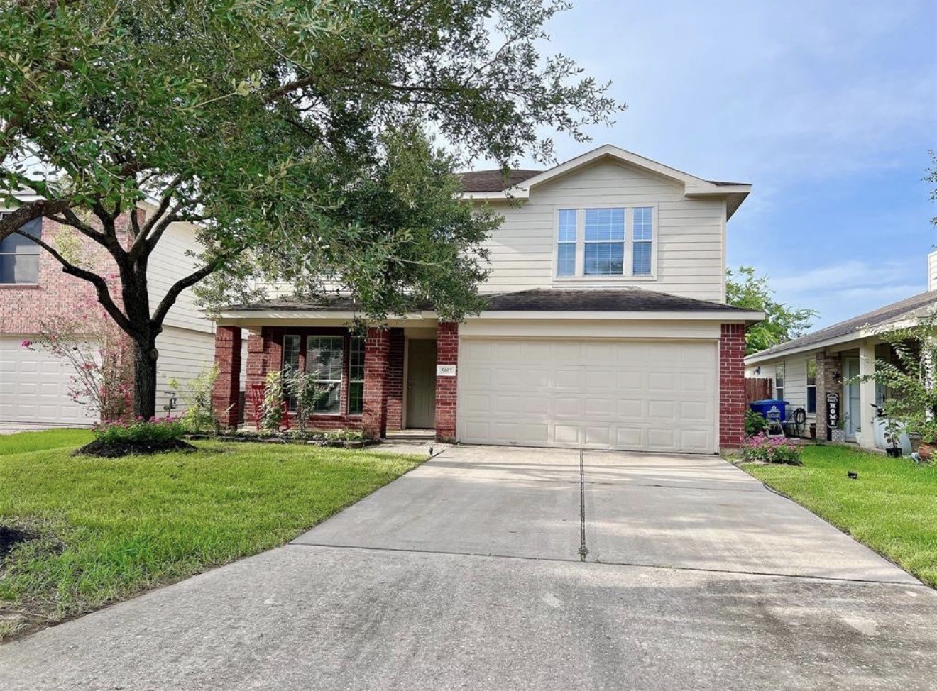5007 Amorgas Isle Drive Property Photo 1